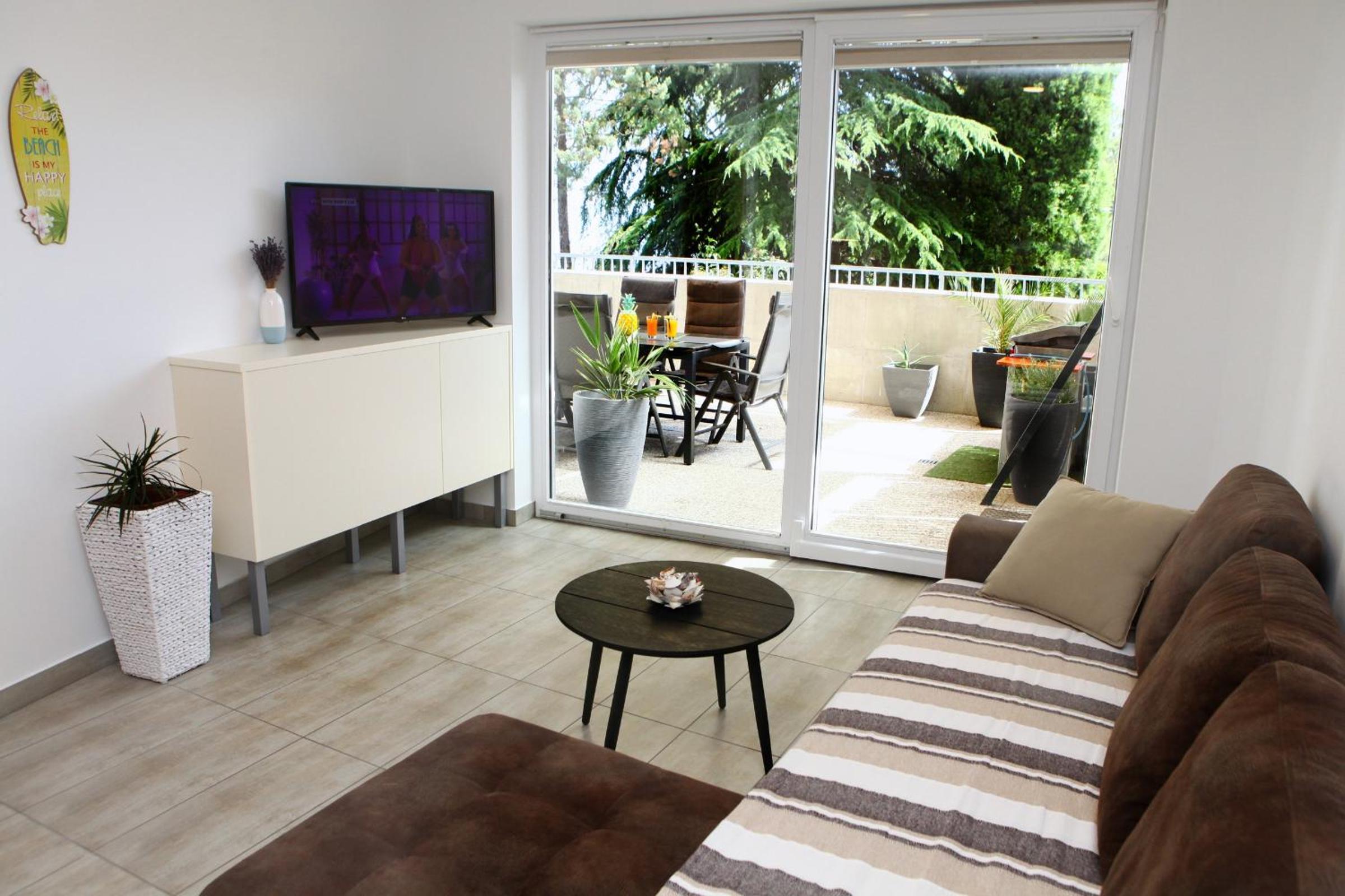 Trendy Apartment Izola JS view 2
