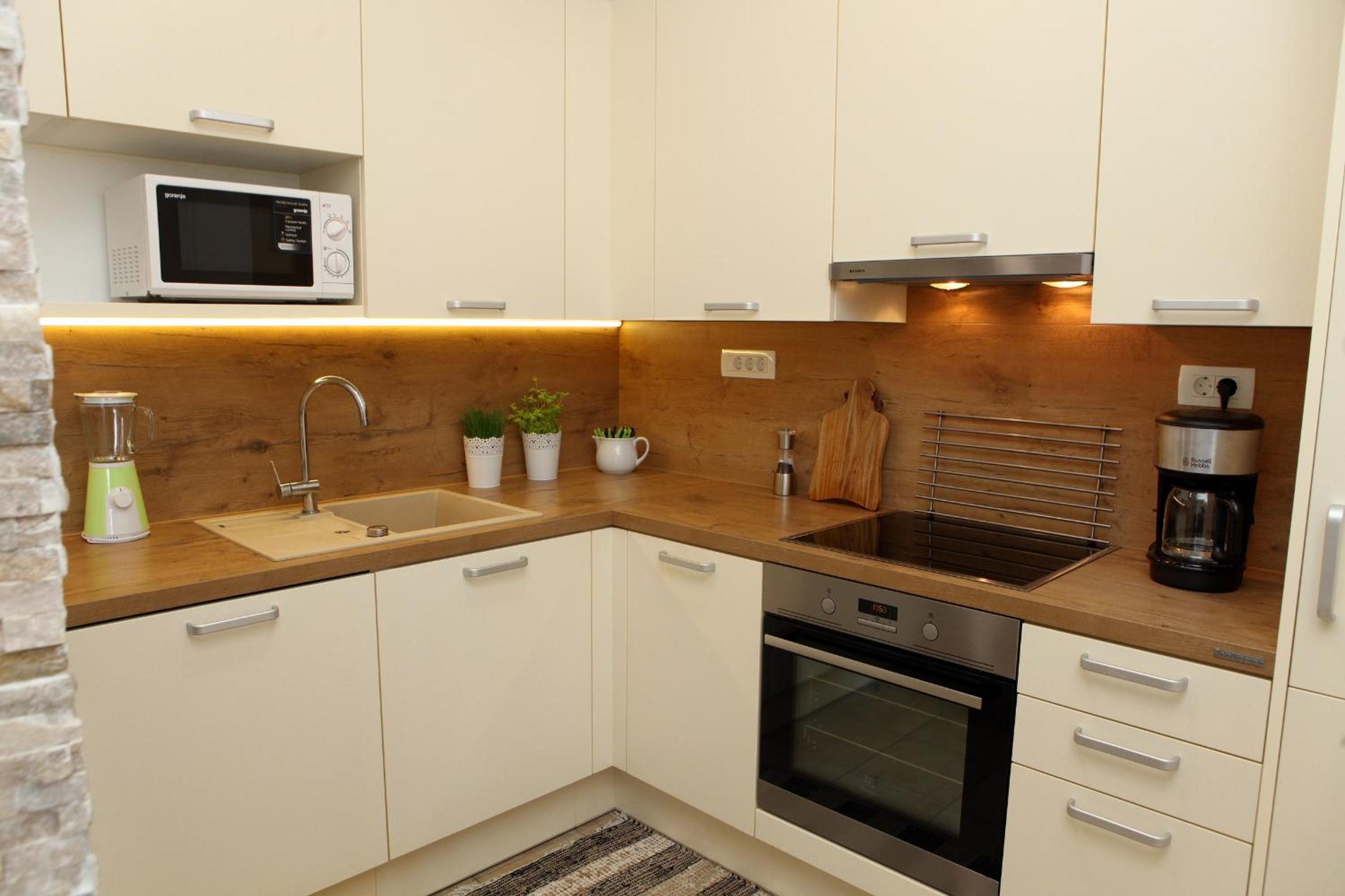 Trendy Apartment Izola JS view 3
