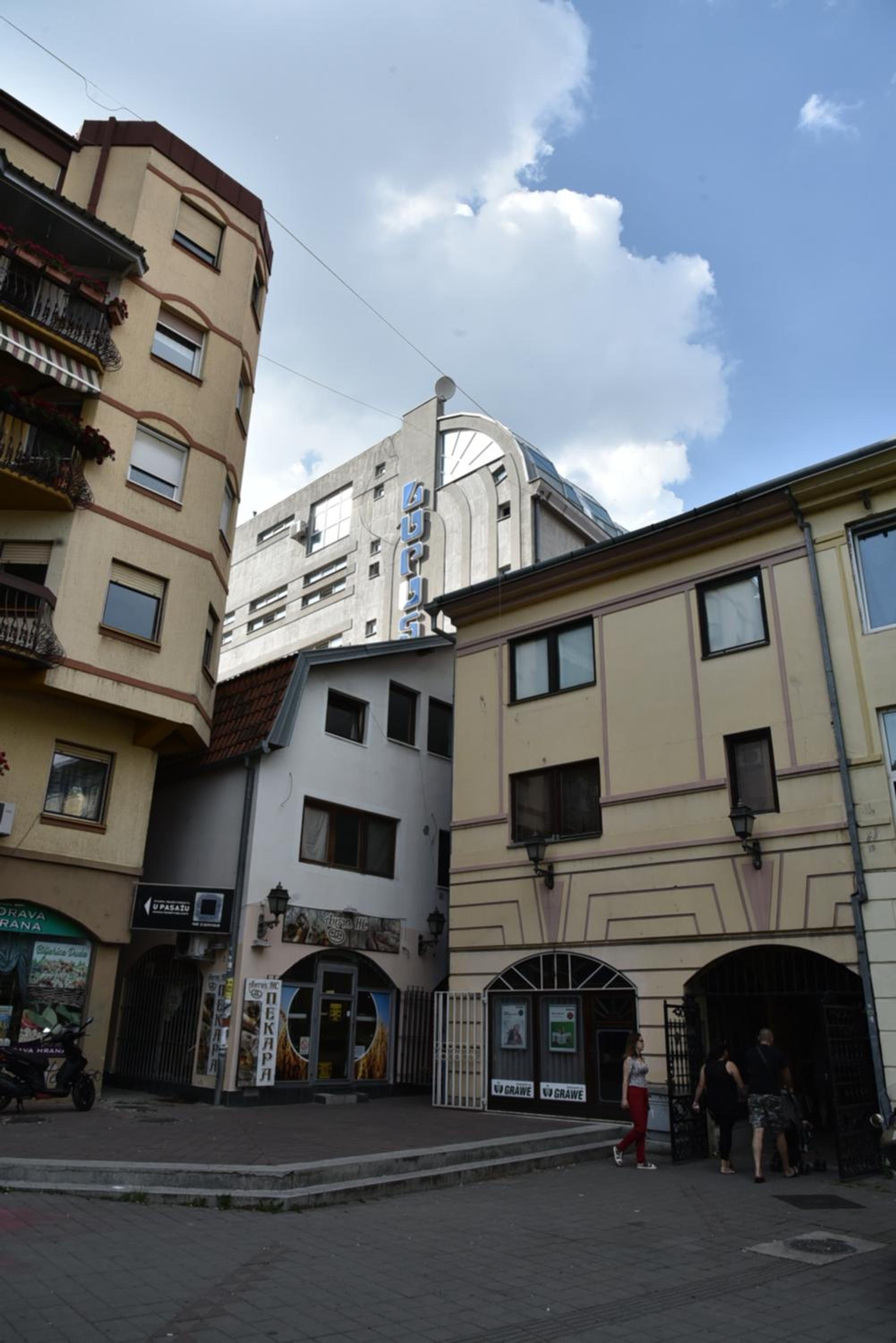 Photo 18