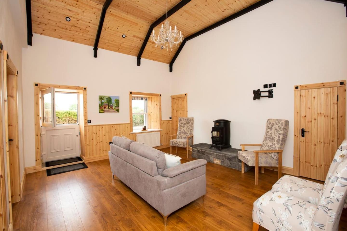 Mary's Cosy Cottage on the Wild Atlantic Way view 4