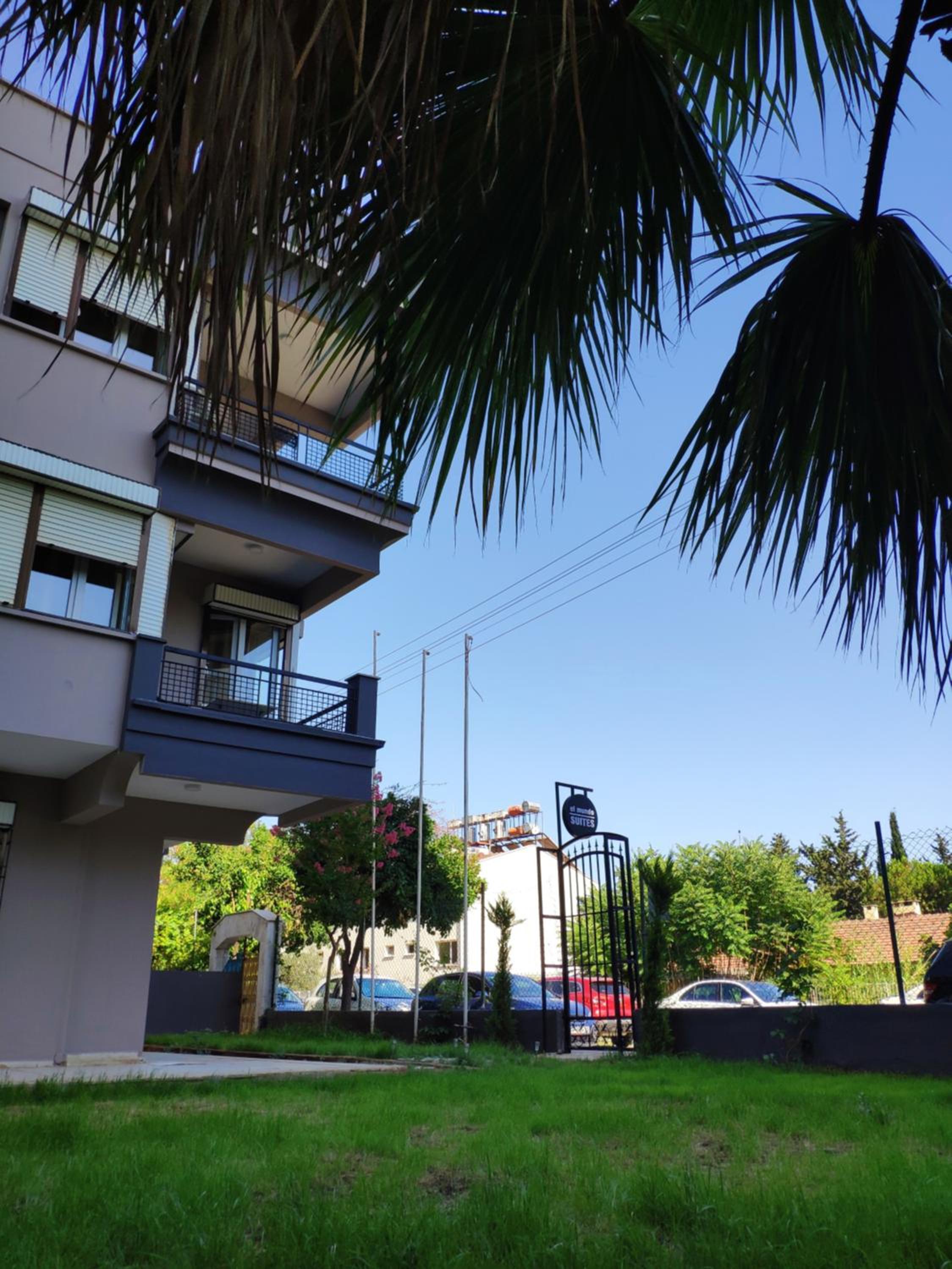 El Mundo Suites - Image 66