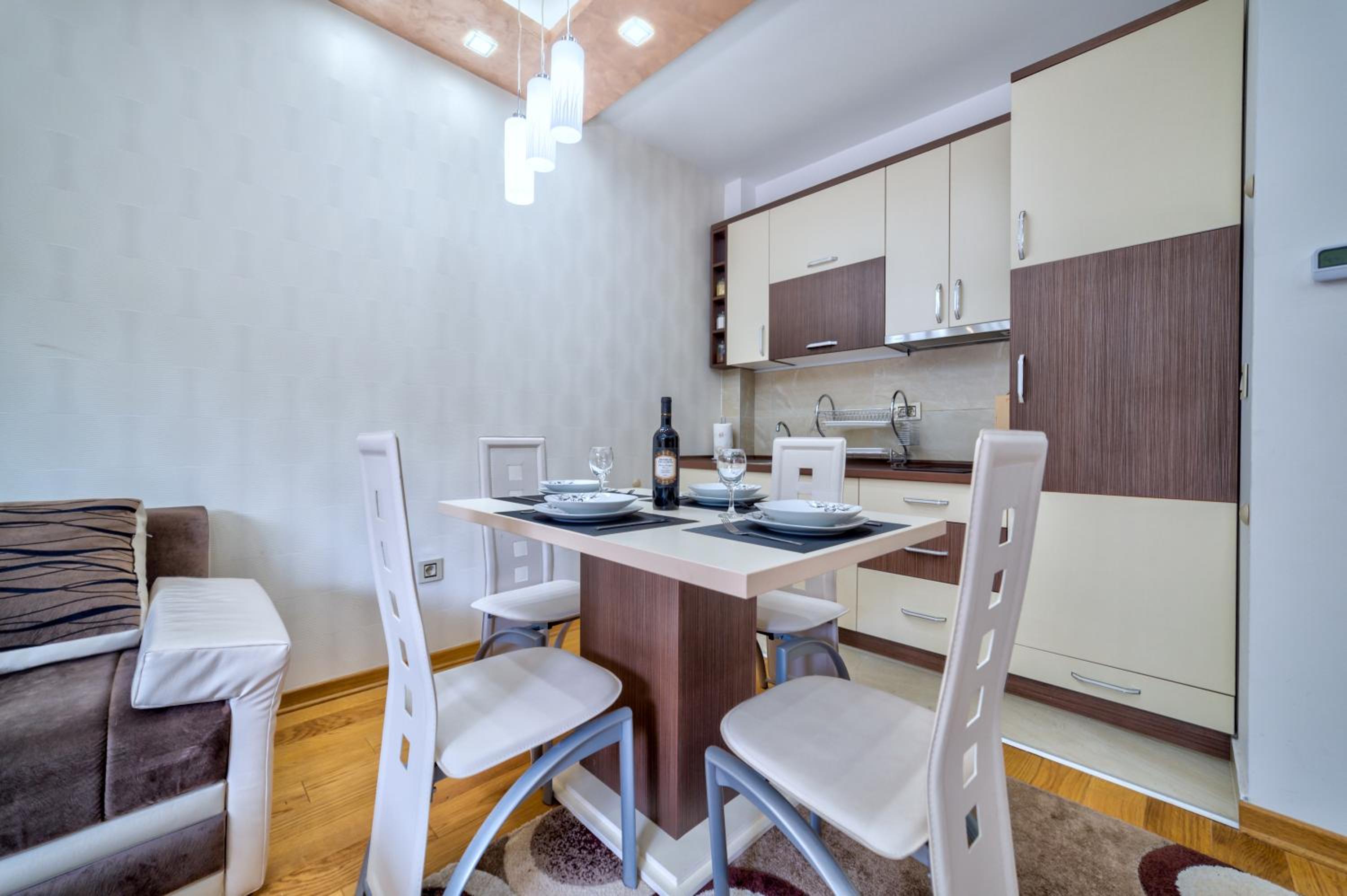 LUX apartman u vili Pekovic view 4