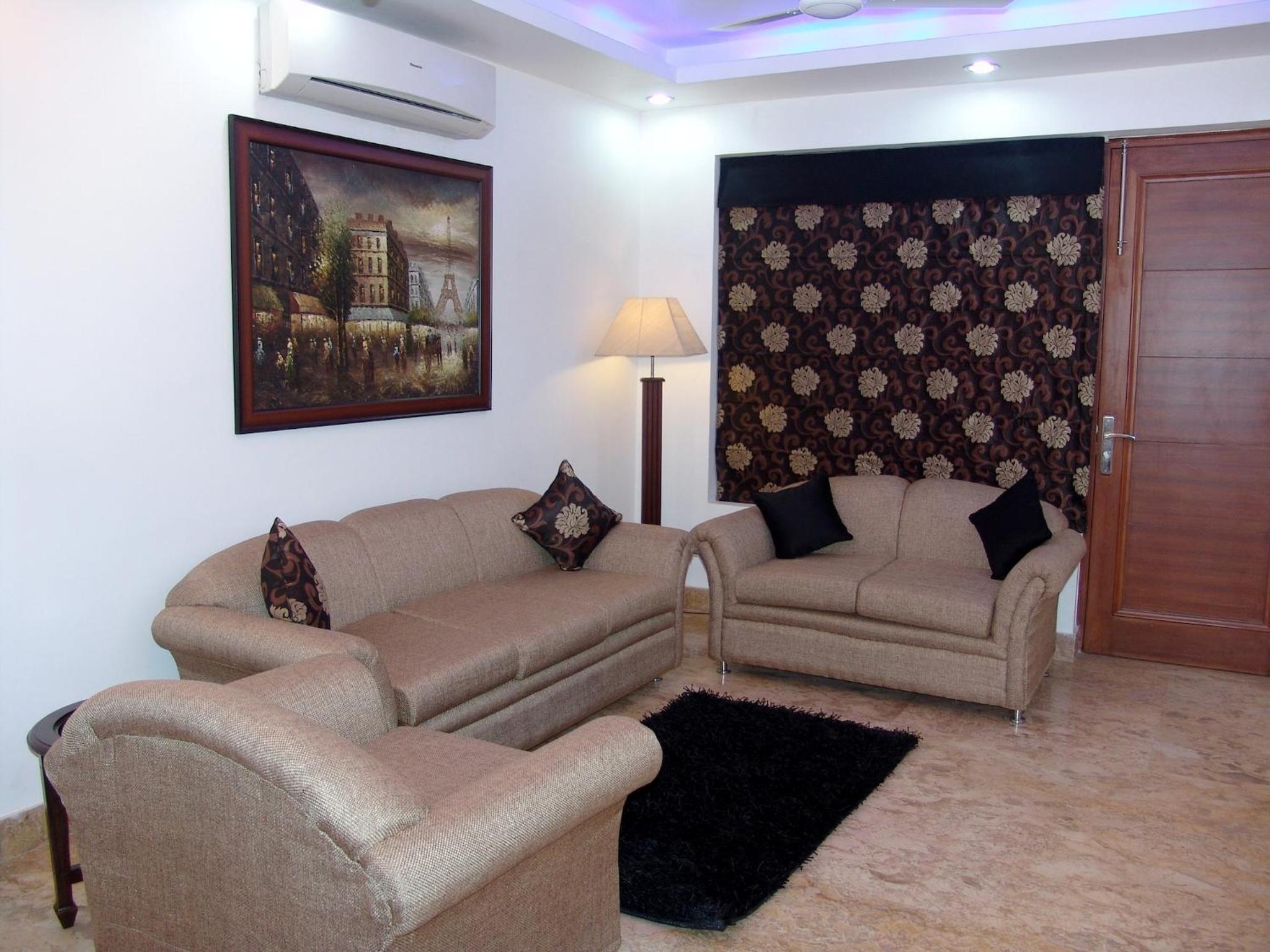 Skylink Suites Bed & Breakfast