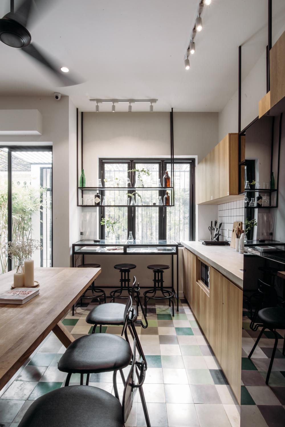 Botanist Lab Minihotel by CIRCADIAN
