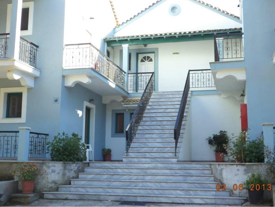 Rigos Apartments