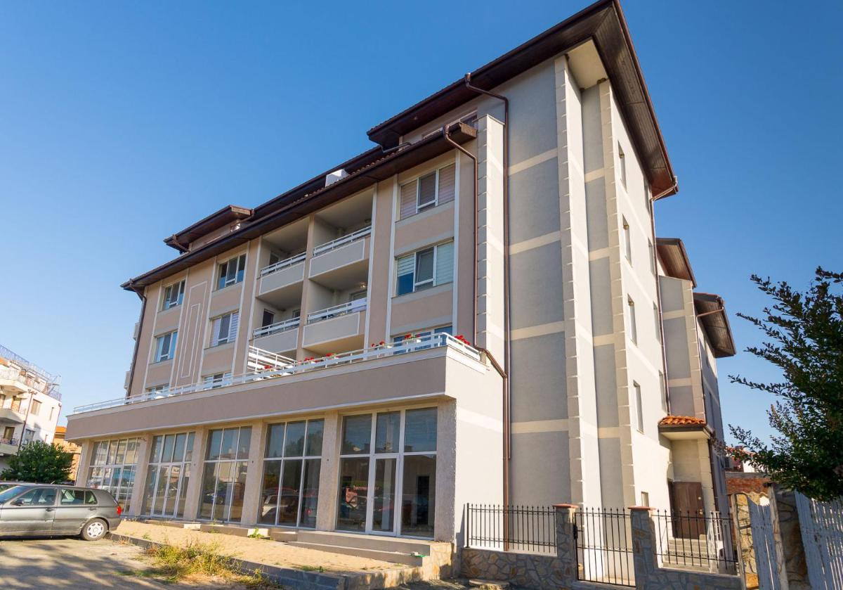 Hiora Apartments Vasiliko view 2