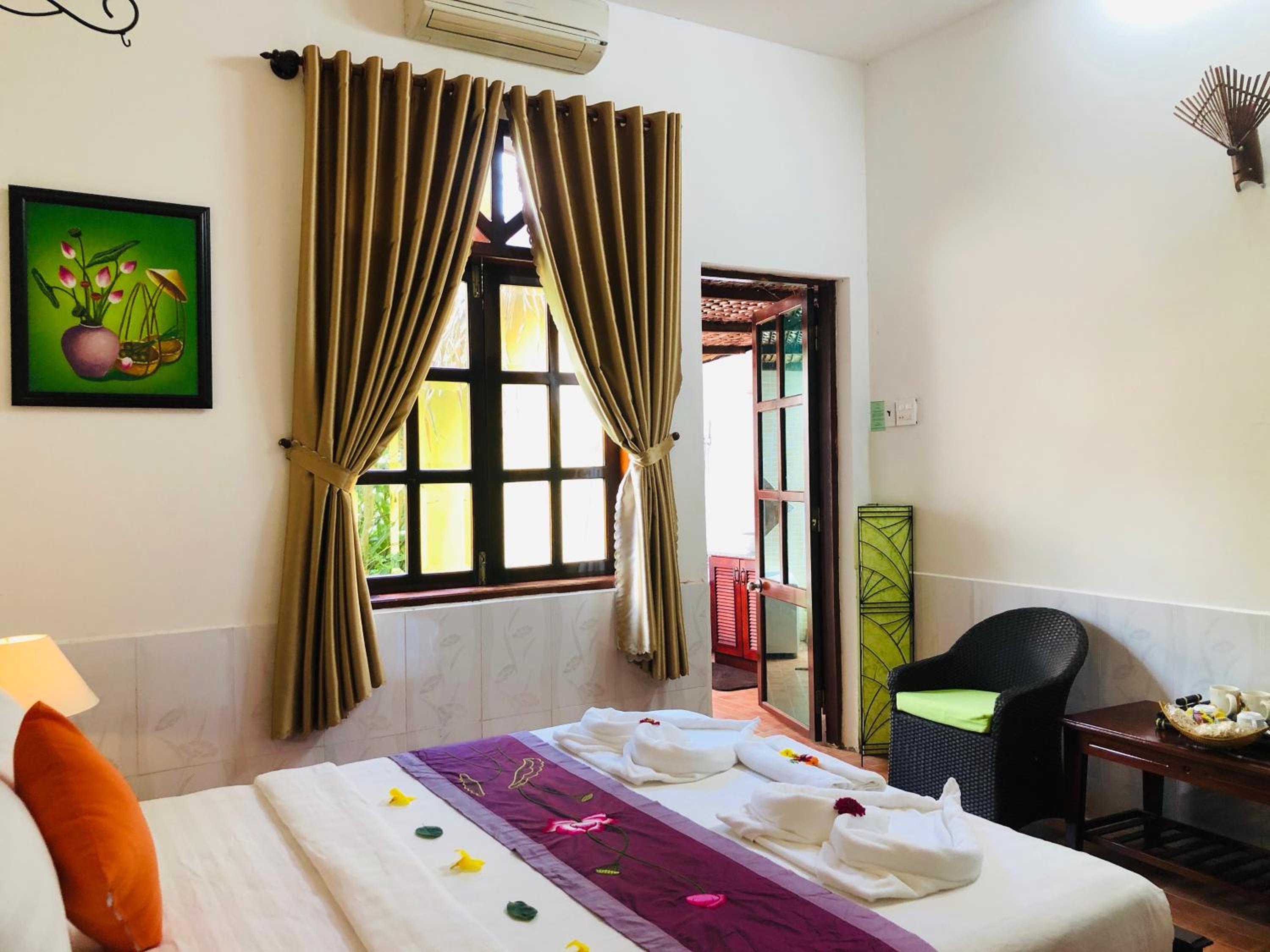 Mango Home Riverside Eco - Resort