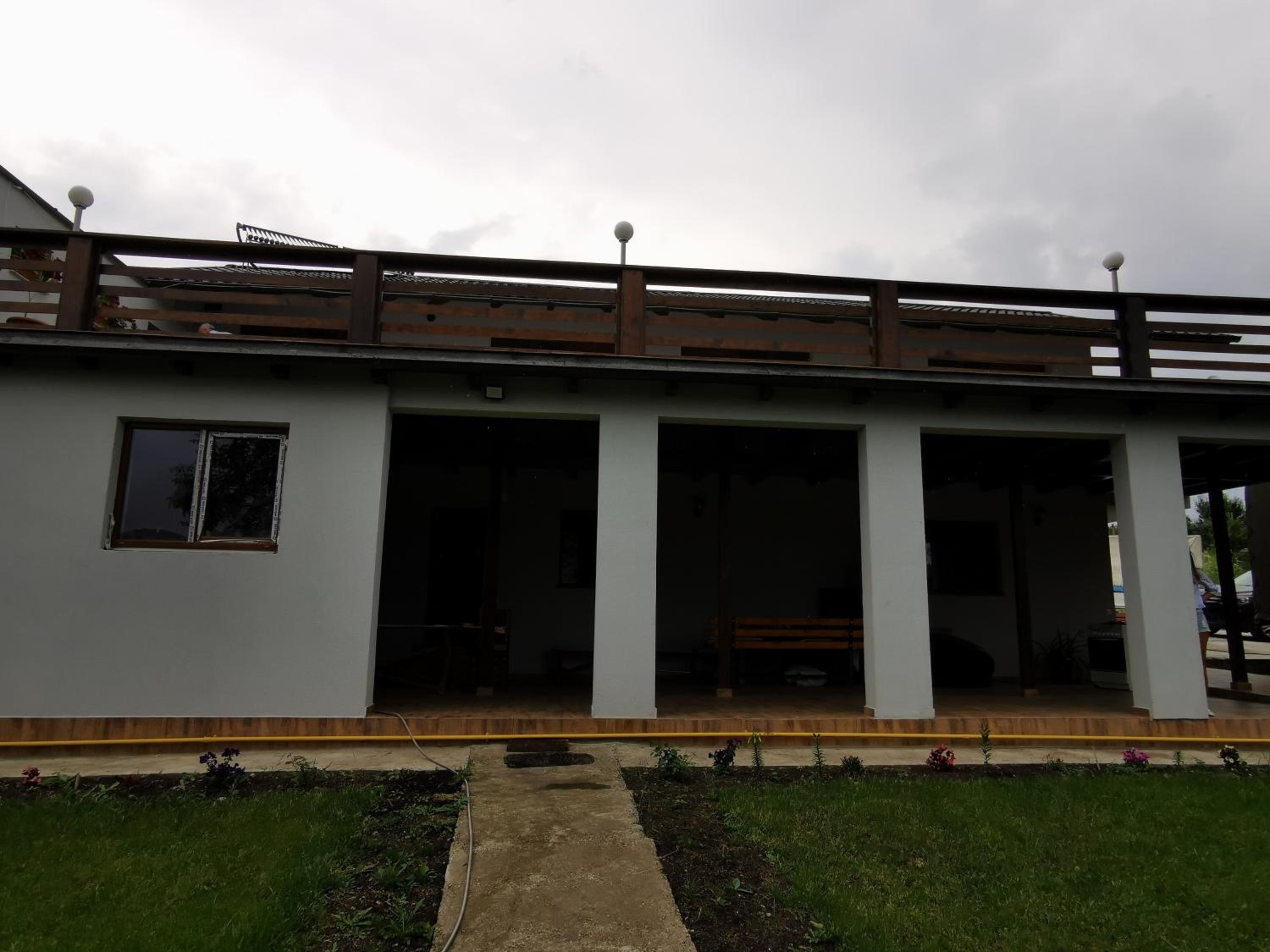 Photo 36