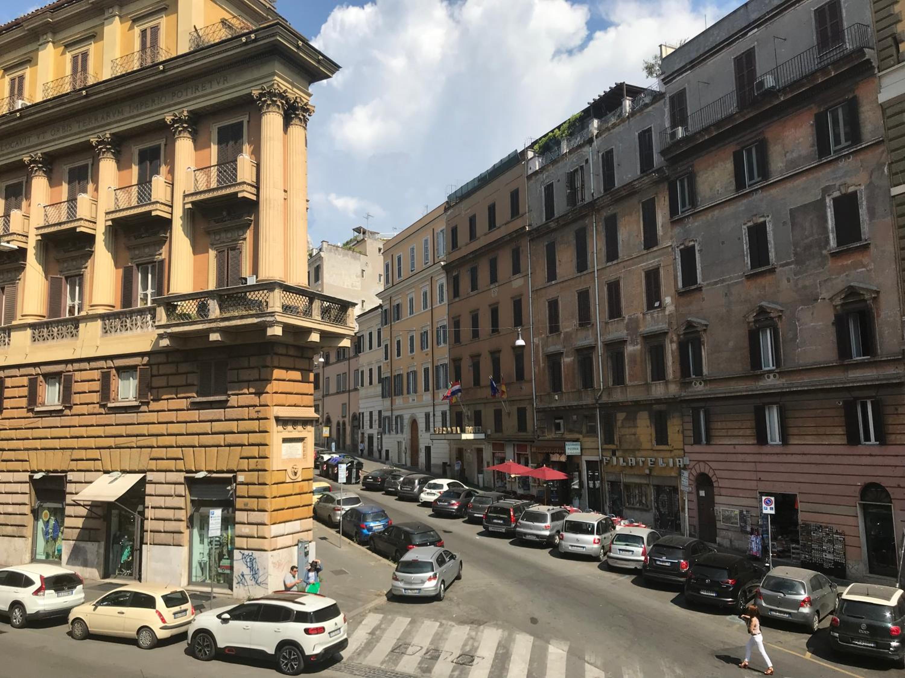 Elle Cavour Guest House