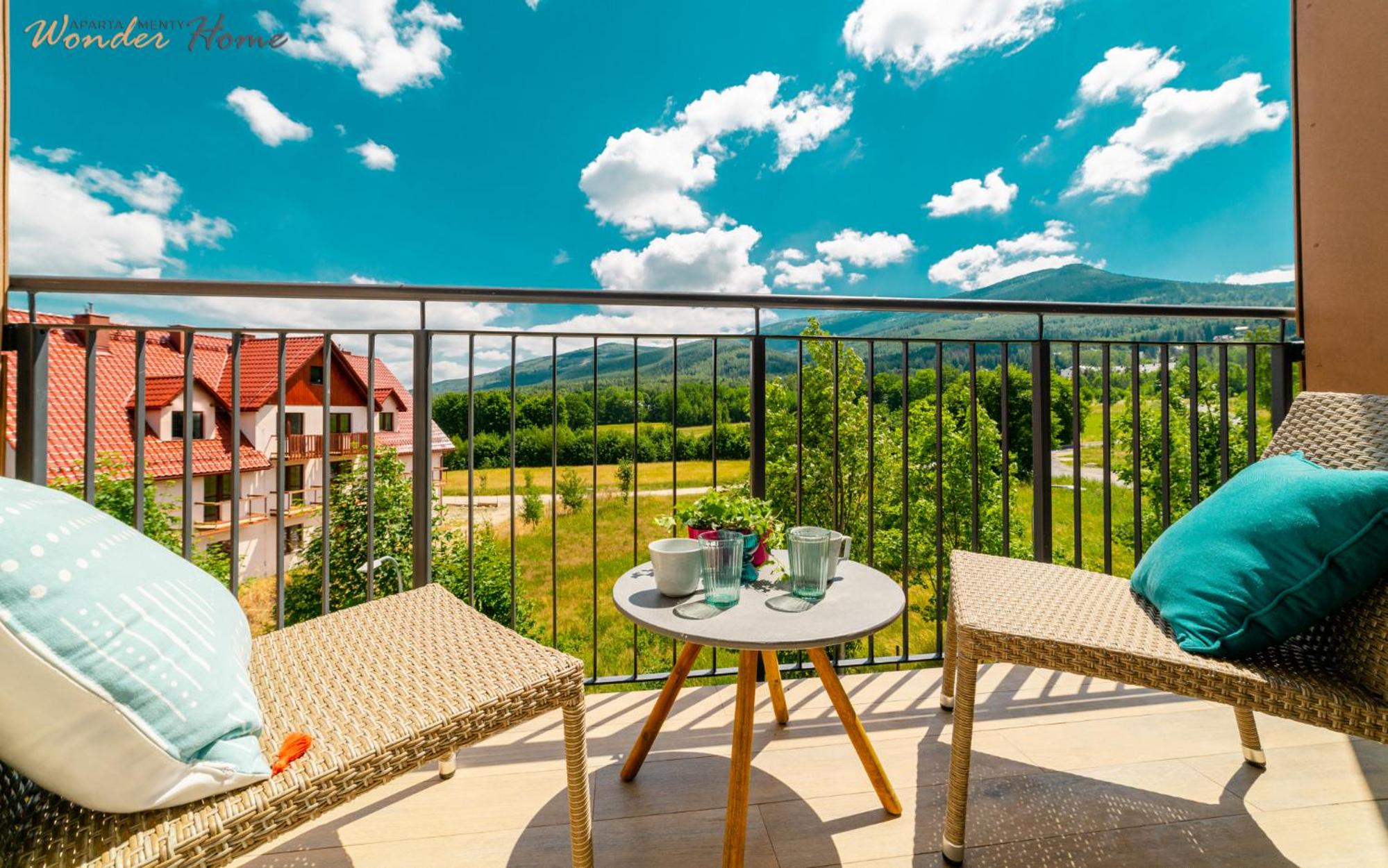 Wonder Home - Apartamenty w malowniczej okolicy, z balkonami i widokiem na góry