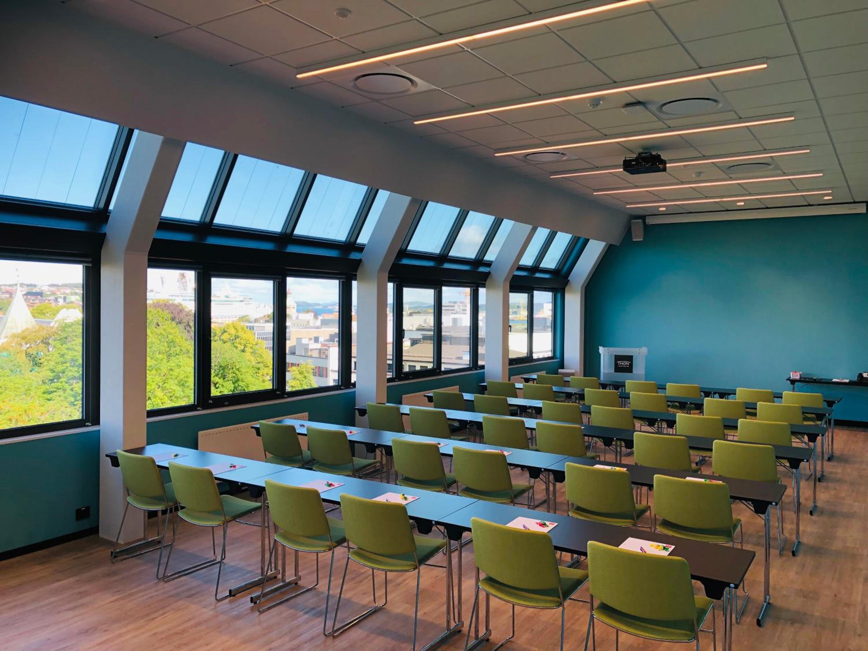 Stavanger Vacations - Thon Hotel Maritim - Property Image 6