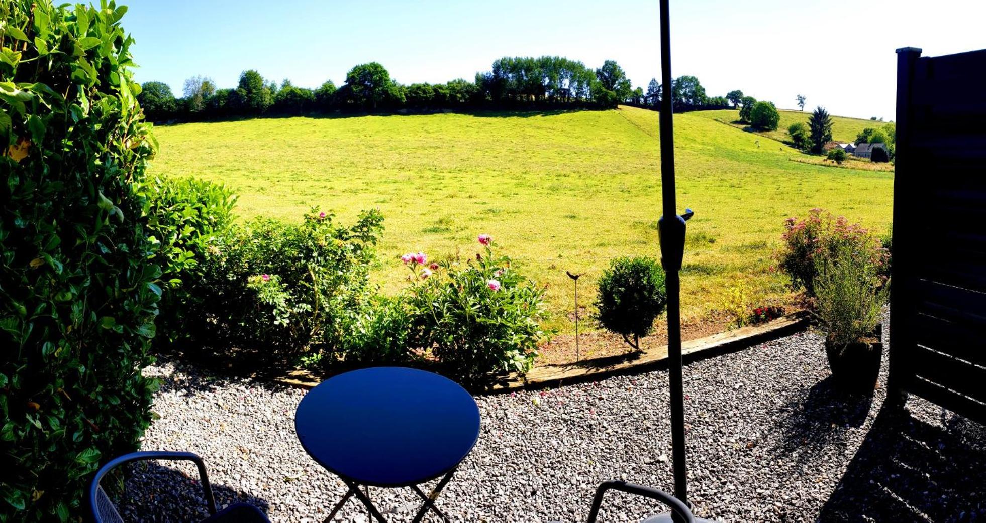 La Chambre Du Pèlerin view 2