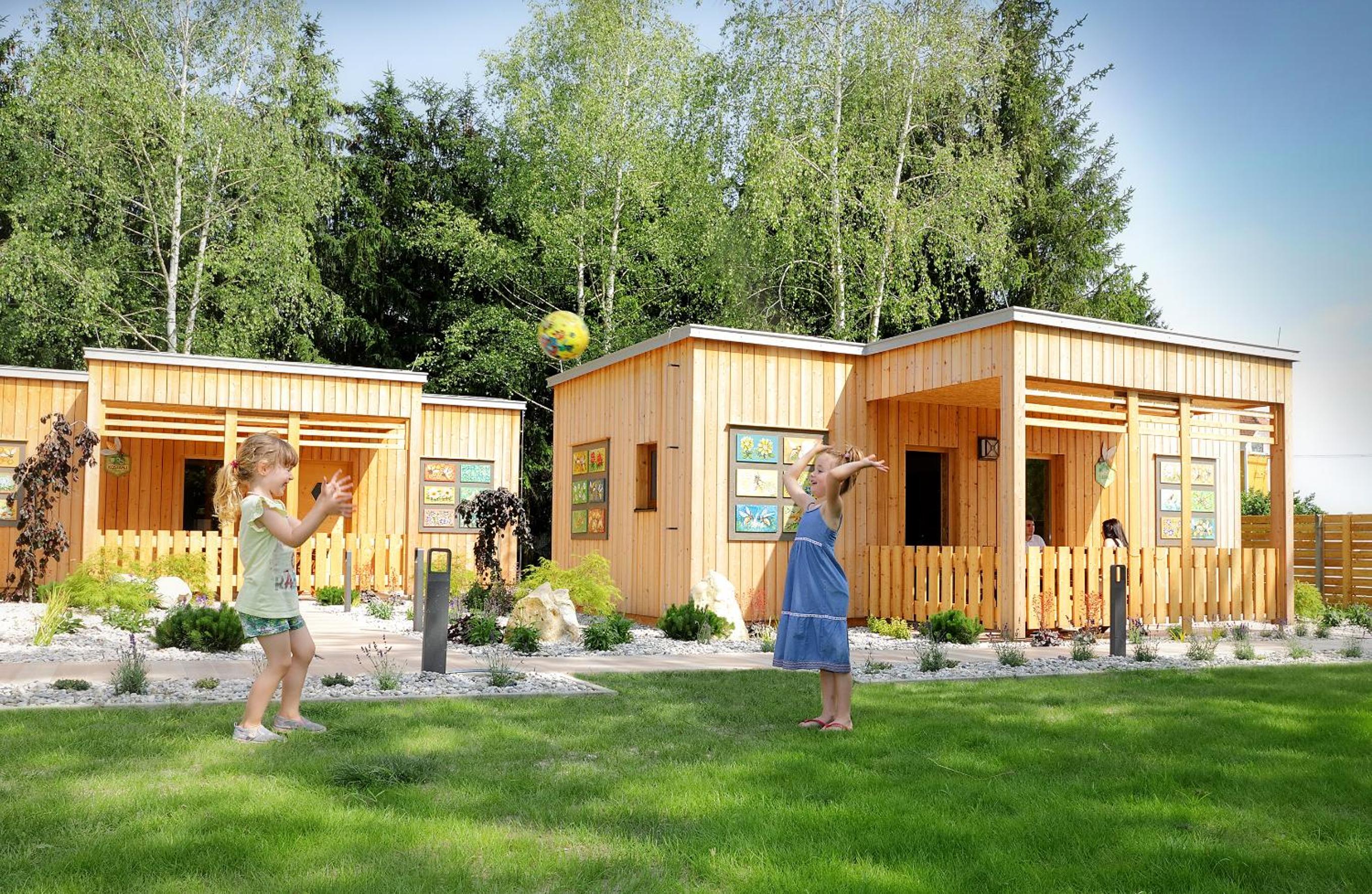 Honey Paradise glamping resort view 3