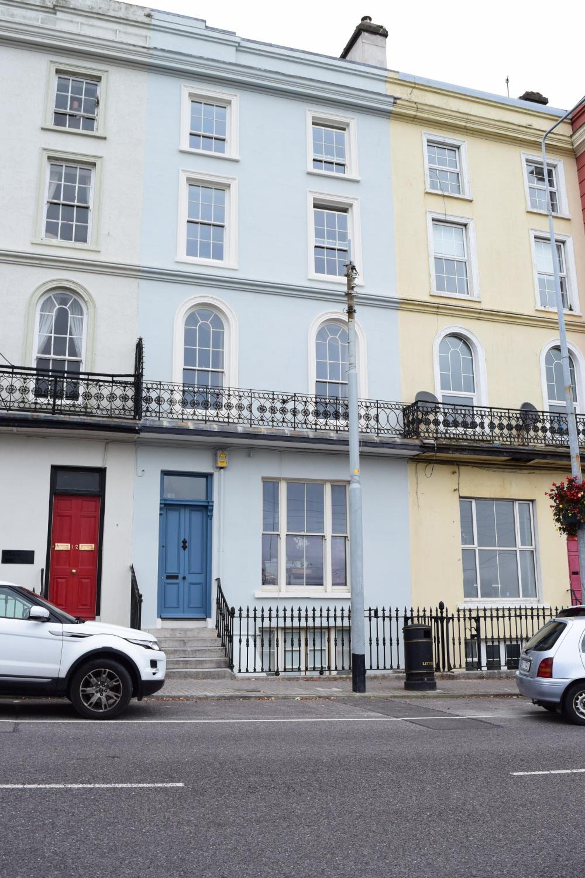 Hotel West Beach House -Sea Views - Image 1