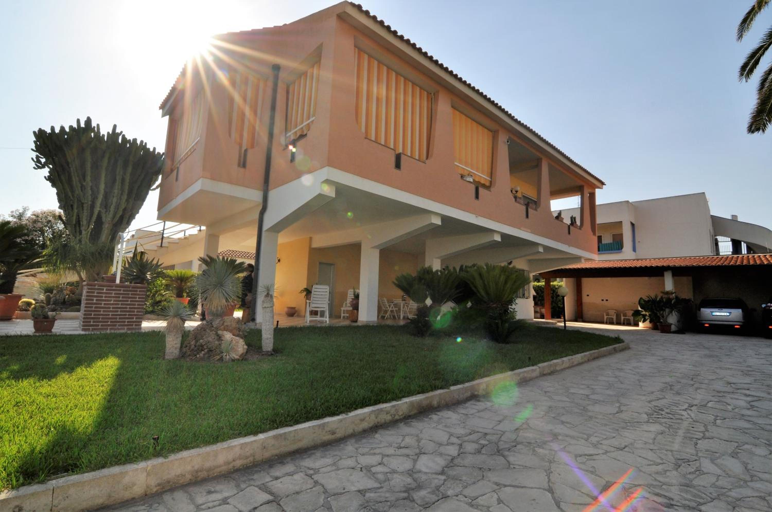Villa Felice Marzamemi view 2