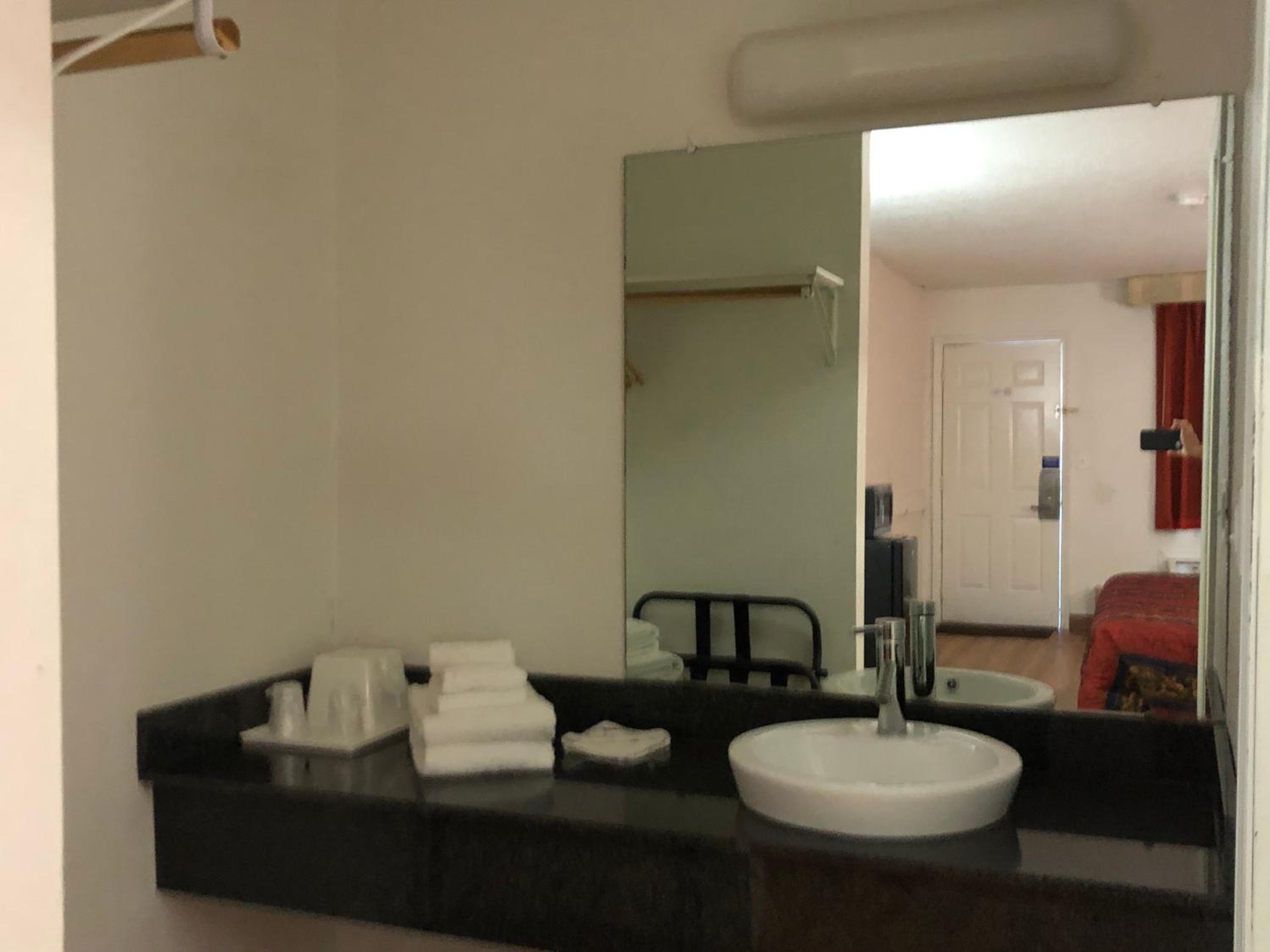 Motel 6-Rolla, MO