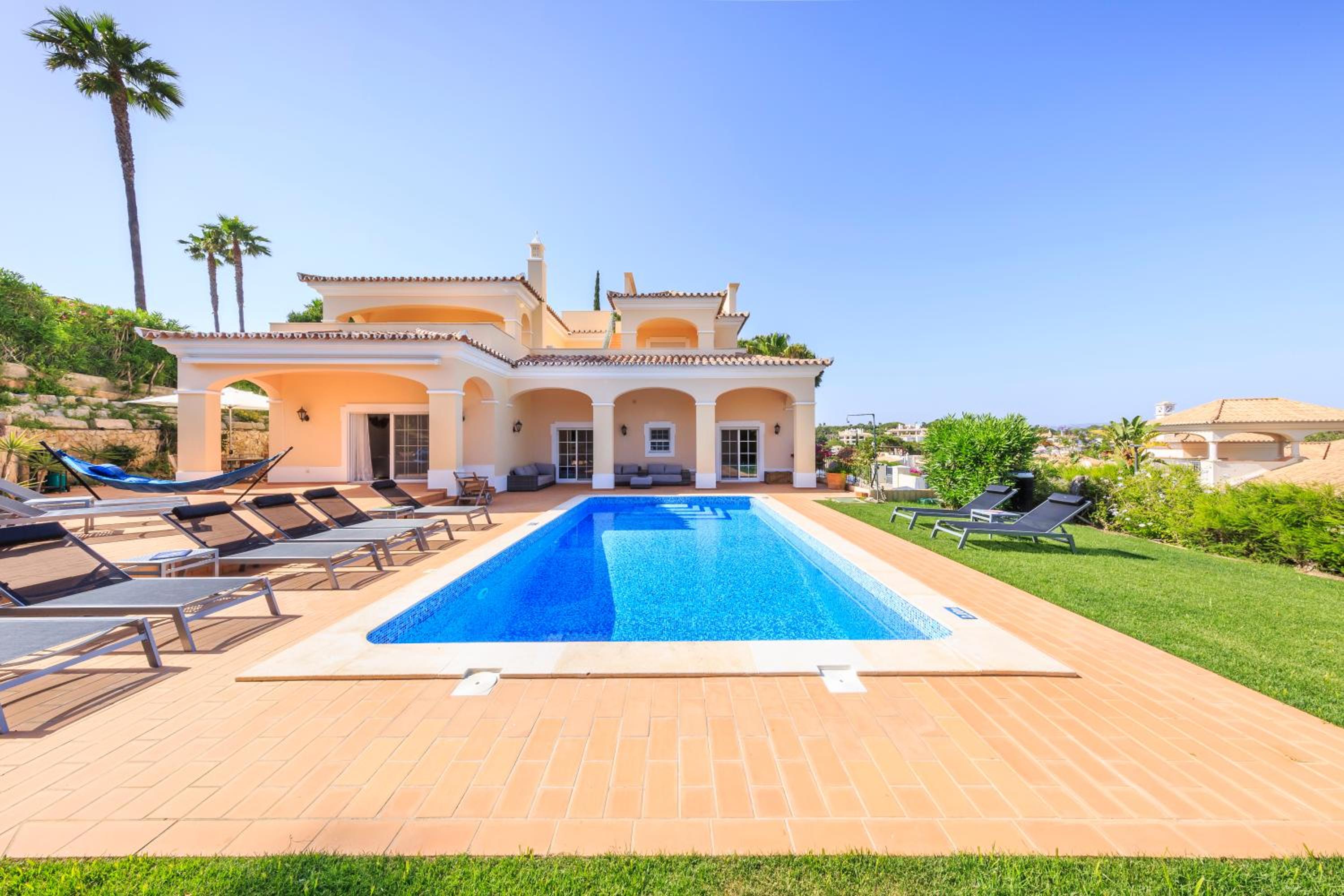 Villa Dia view 4