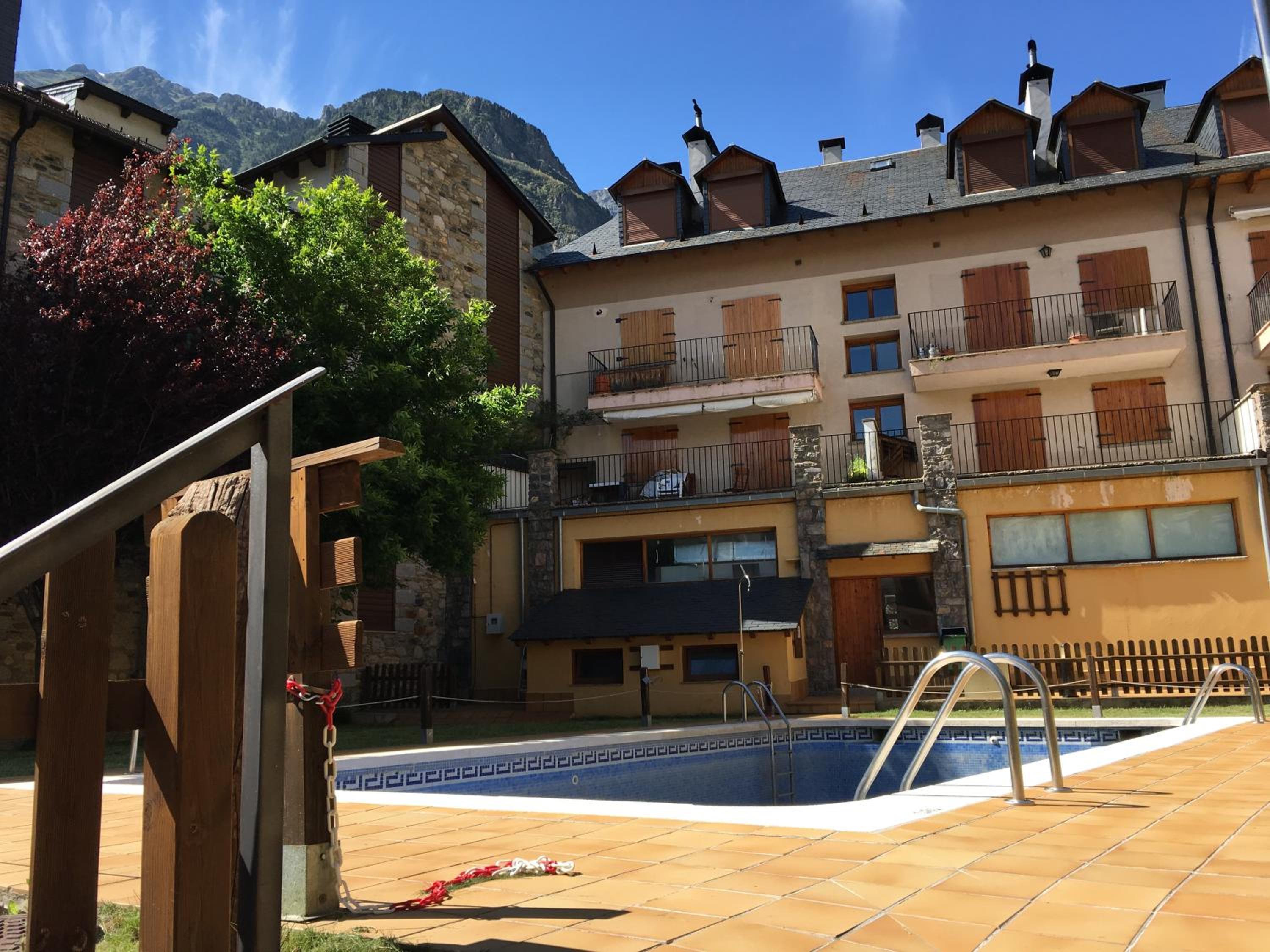 B14 - Edif Ribagorza 2º - Villmor view 2