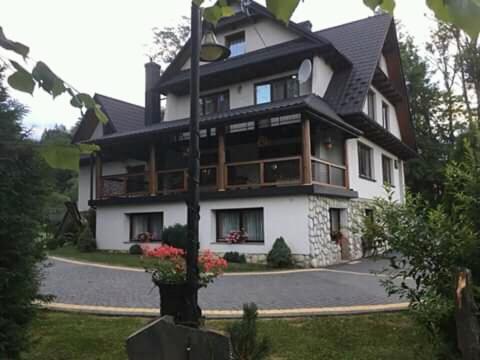 Janoś pokoje gościnne view 2