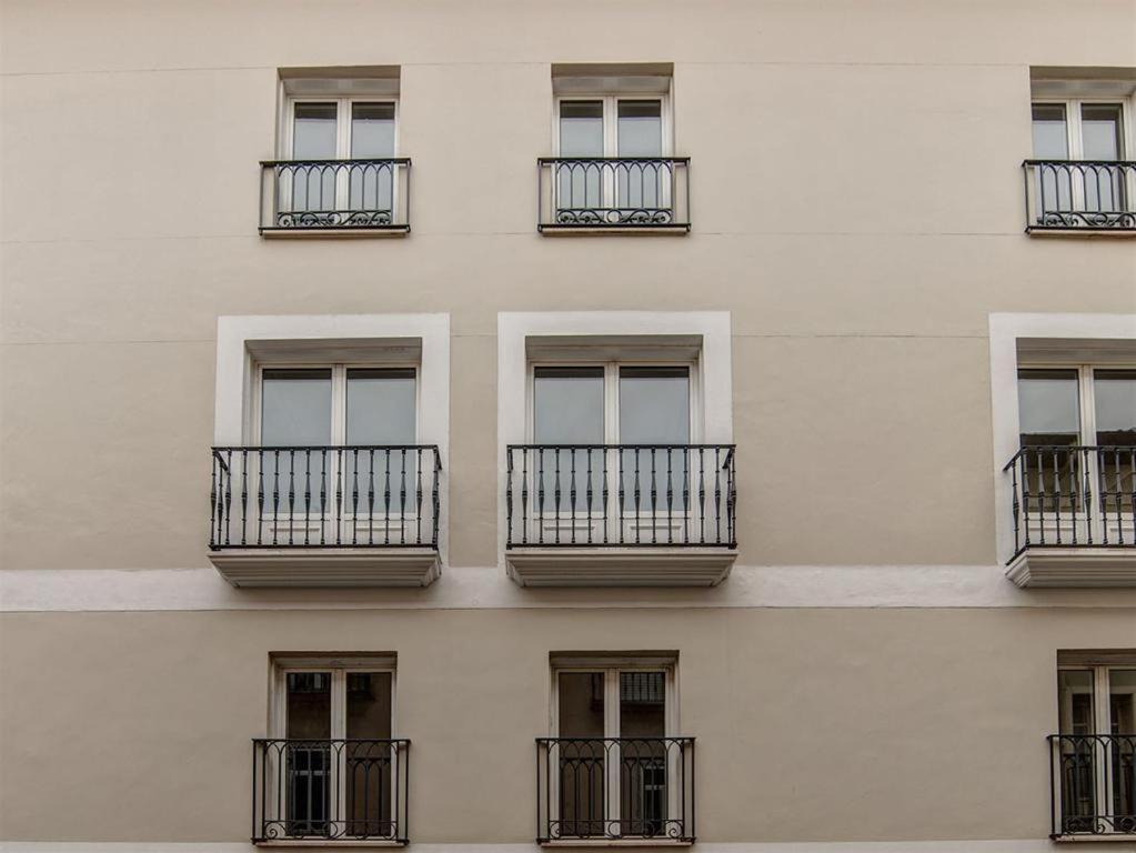 Living Burgos view 3