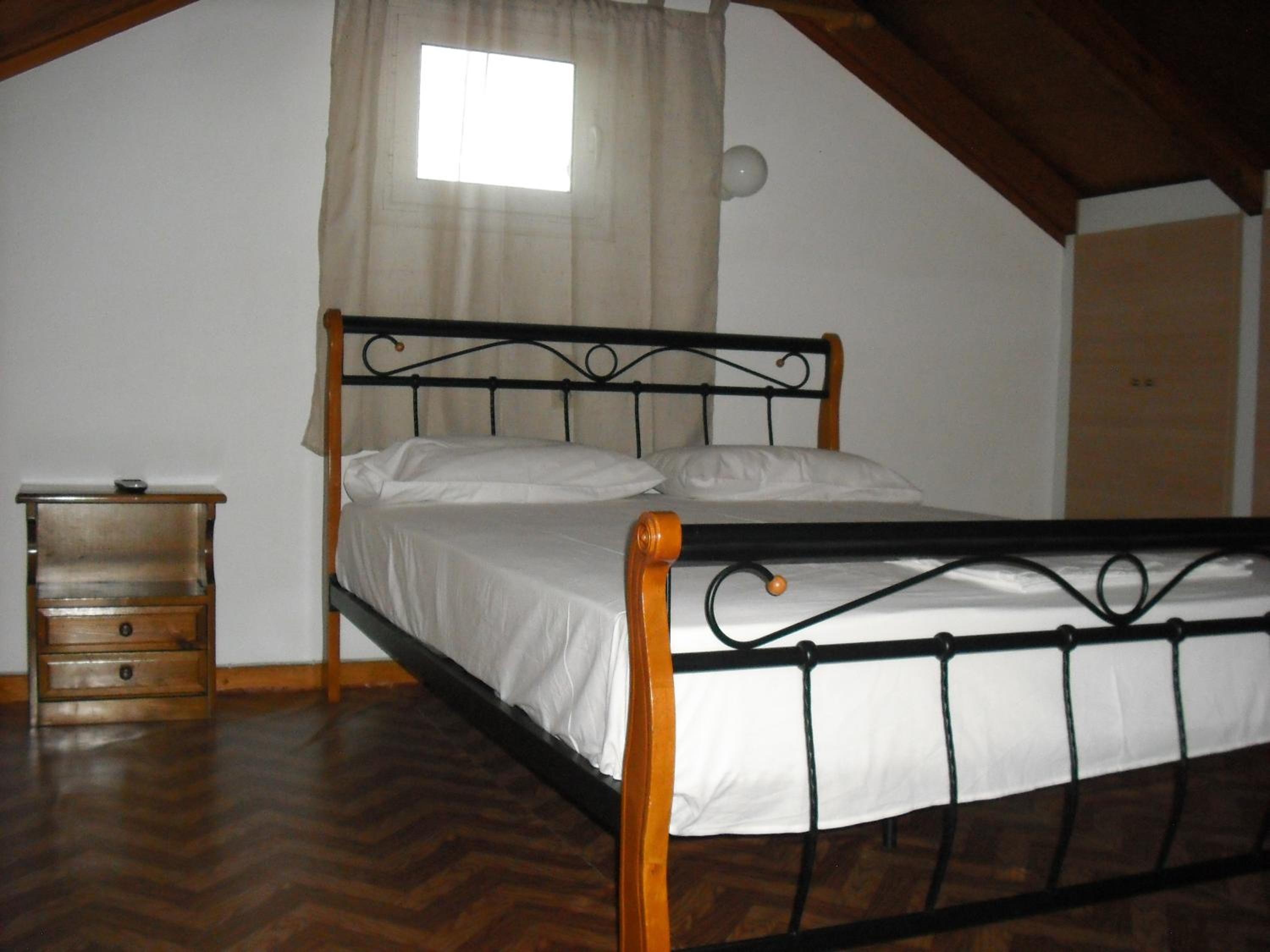 Photo 38