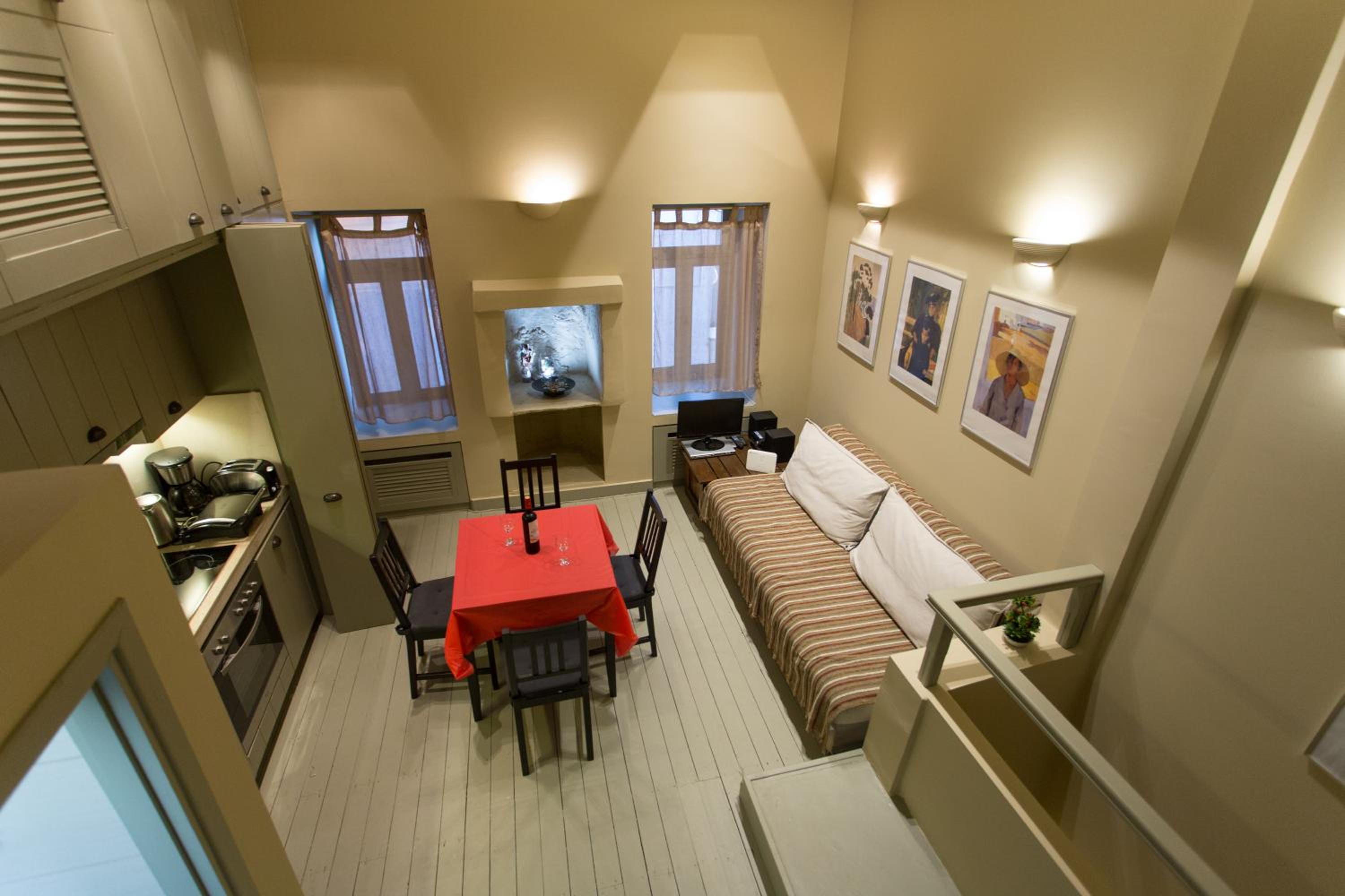 Plaka360 Apartments