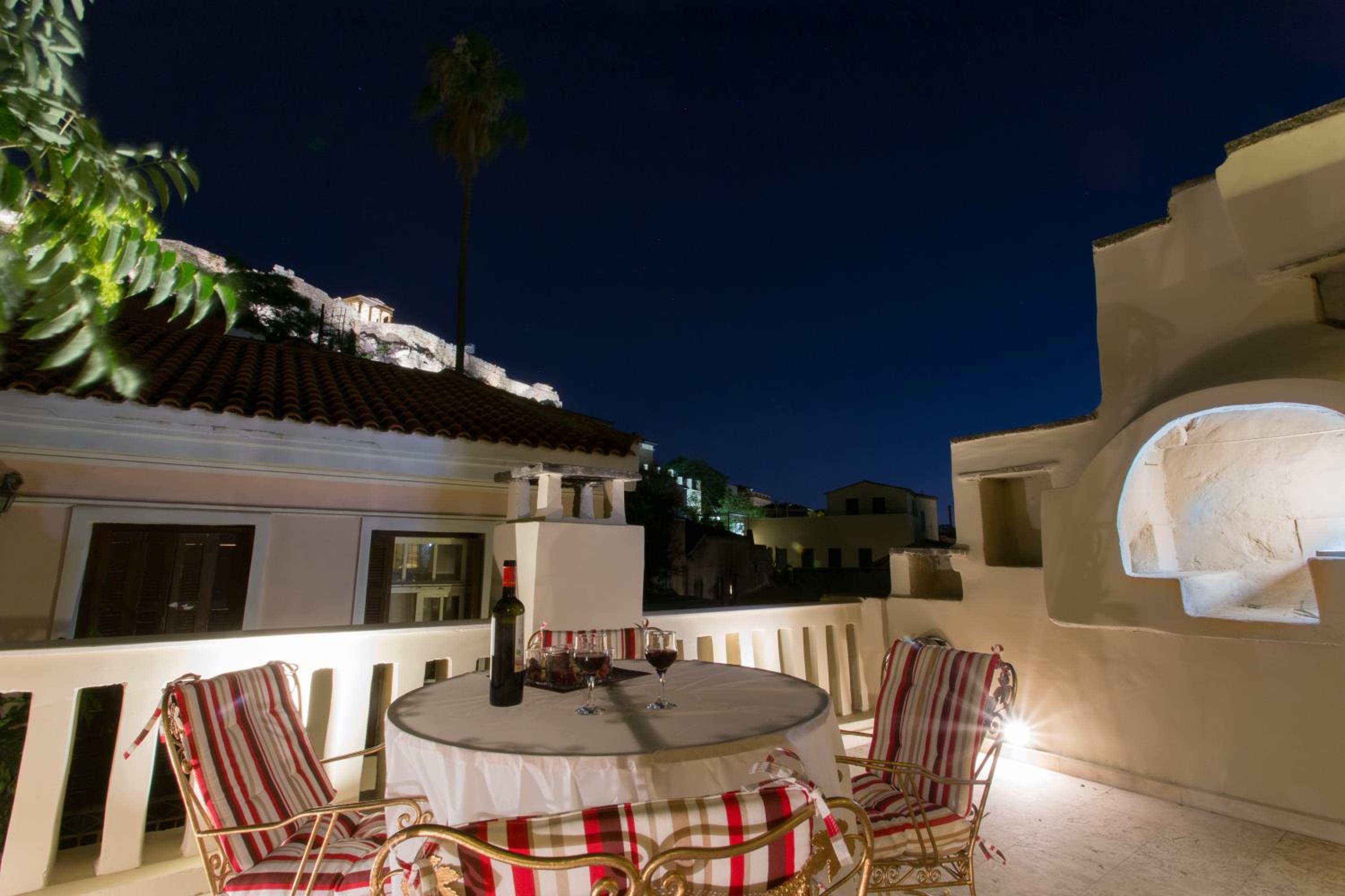 Plaka360 Apartments