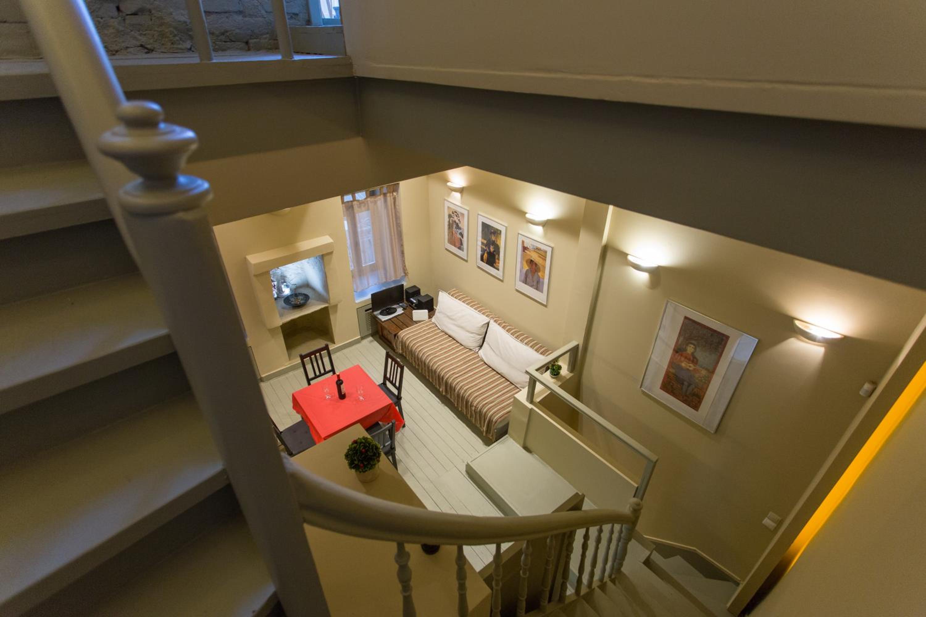 Plaka360 Apartments