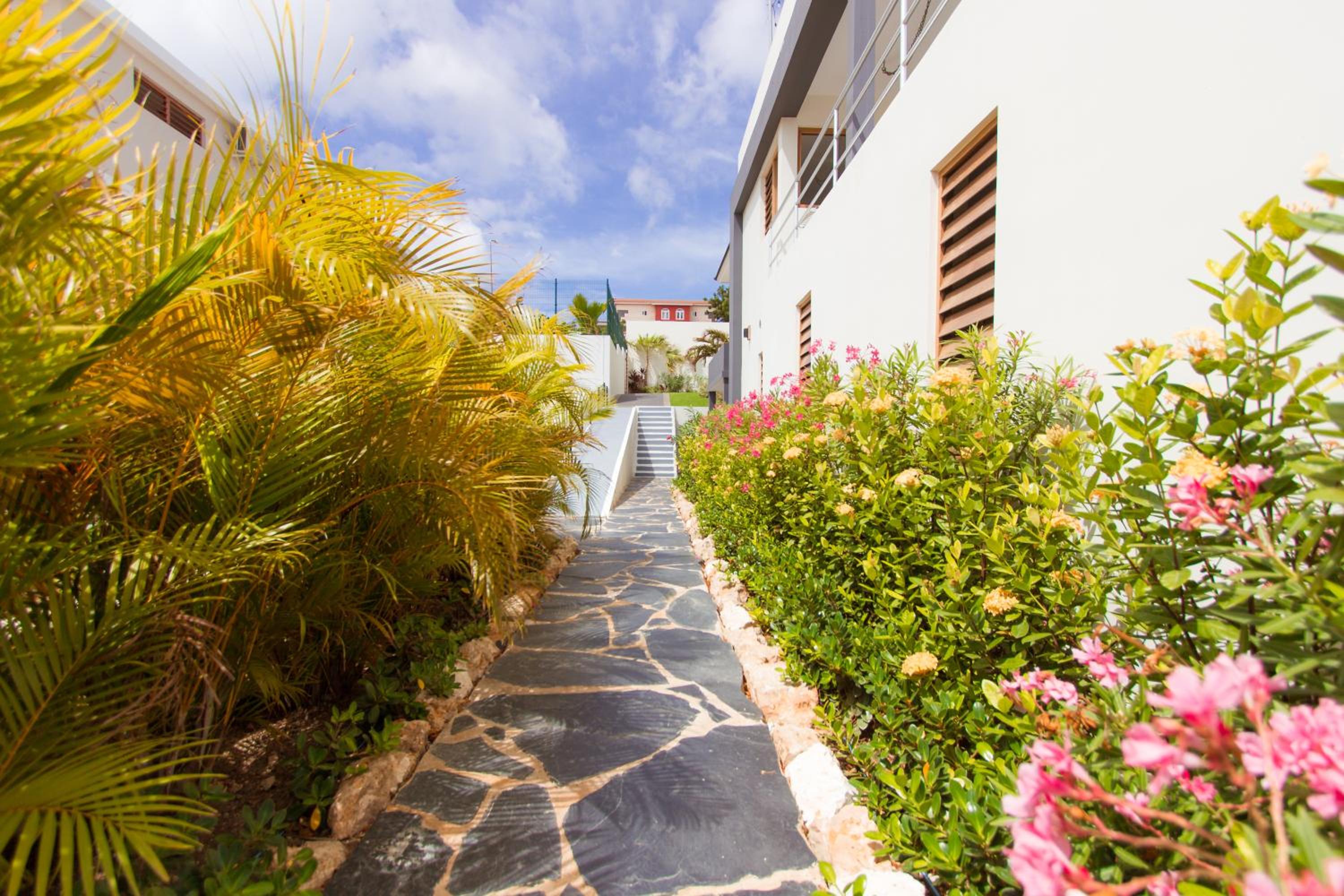 Villa Sol Paraiso view 3