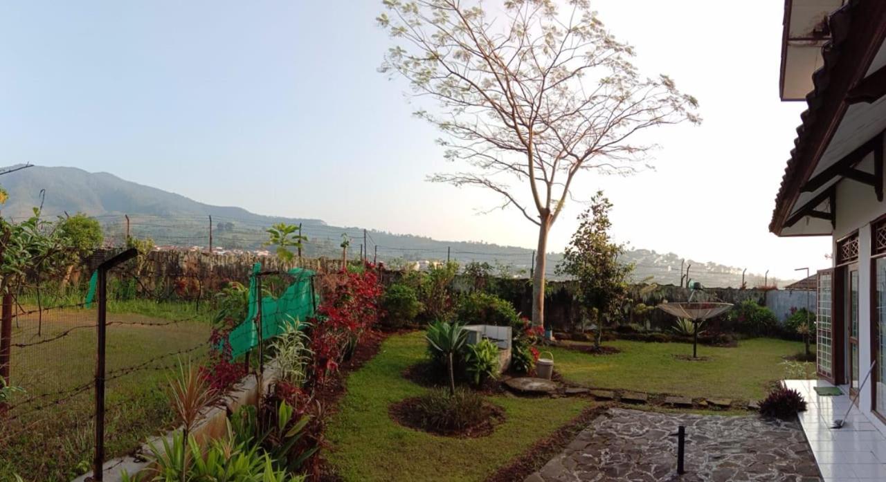 Villa Oma Bougenville 2