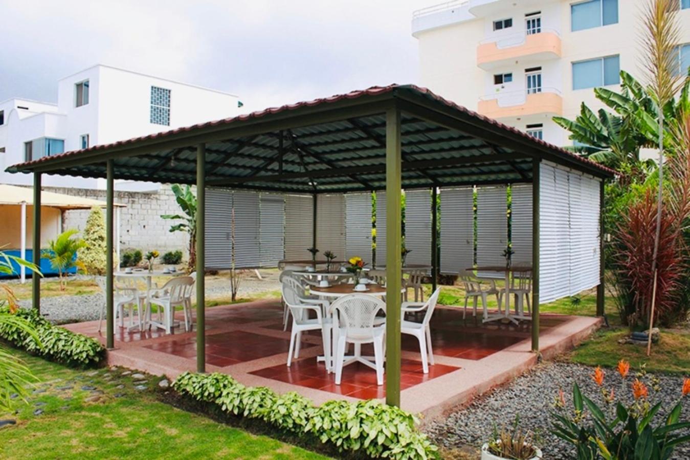 Oceanic Lodge