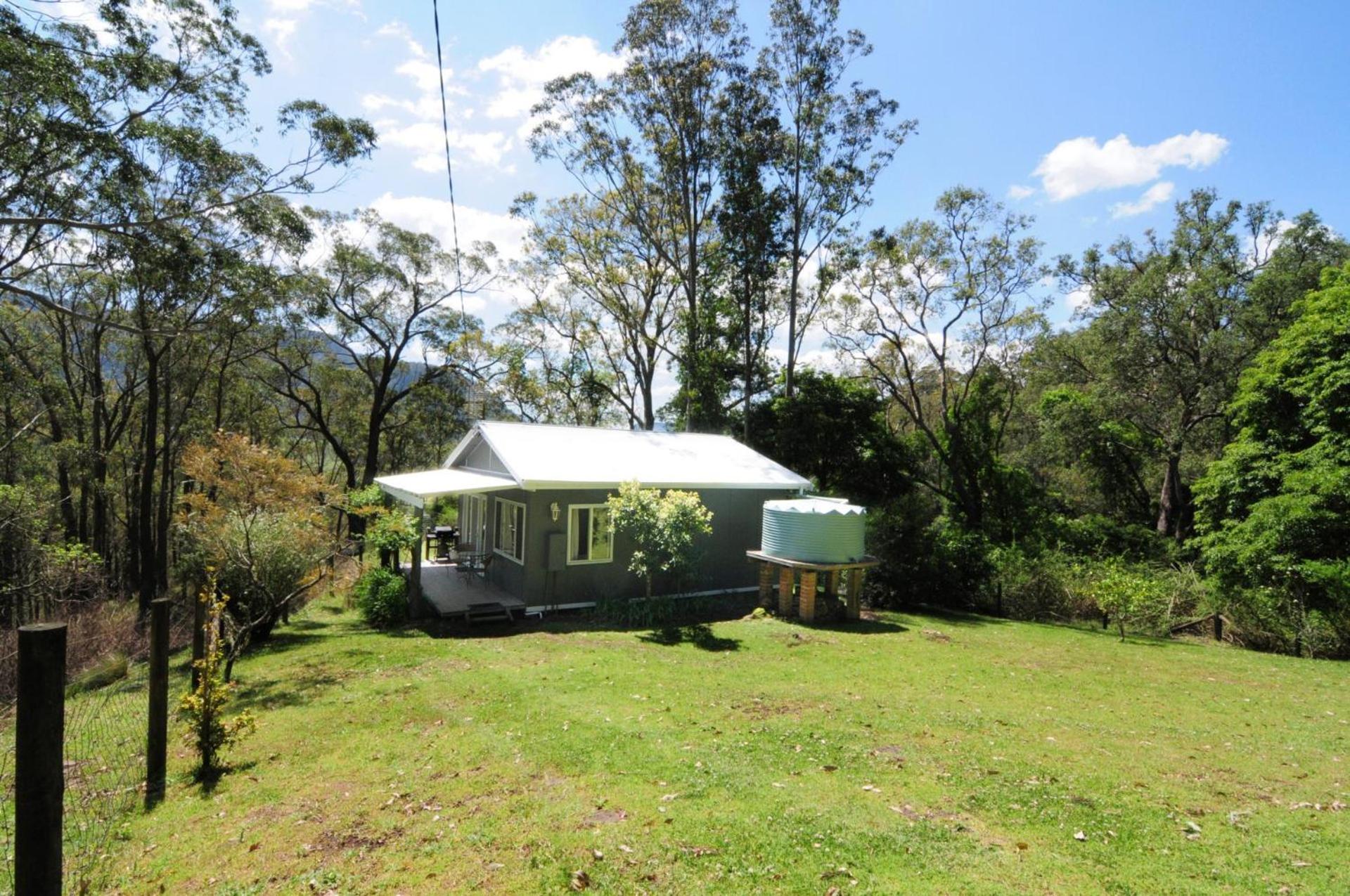 Love Shack 1 bedroom cosy cottage