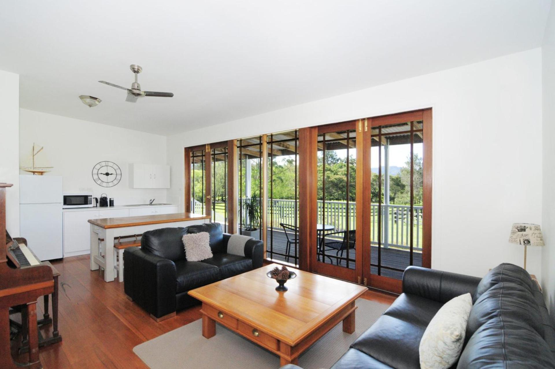 Rivermist Luxury 6 bedrooms and 6 bathrooms