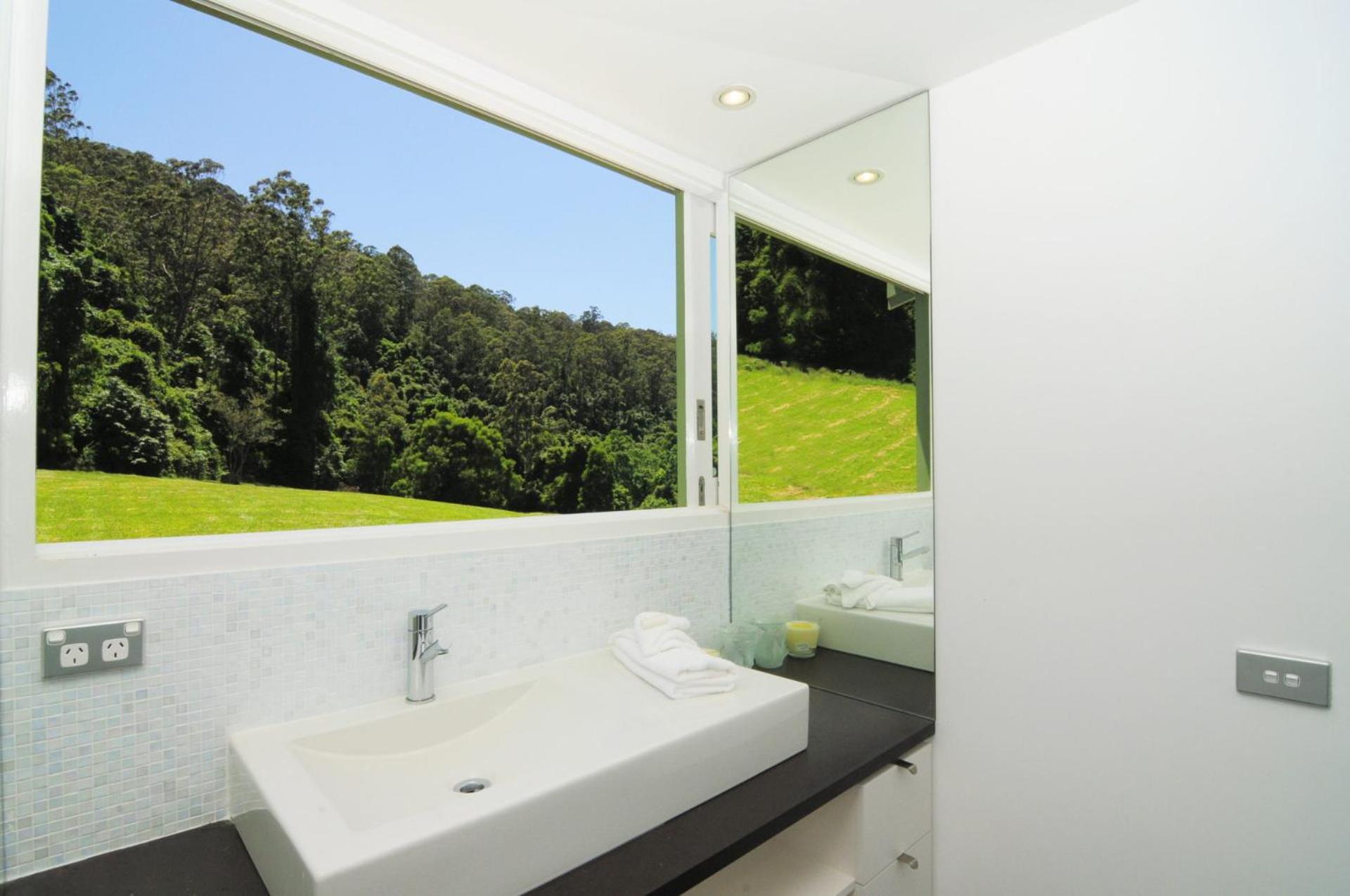 Yeola Lush location with river access