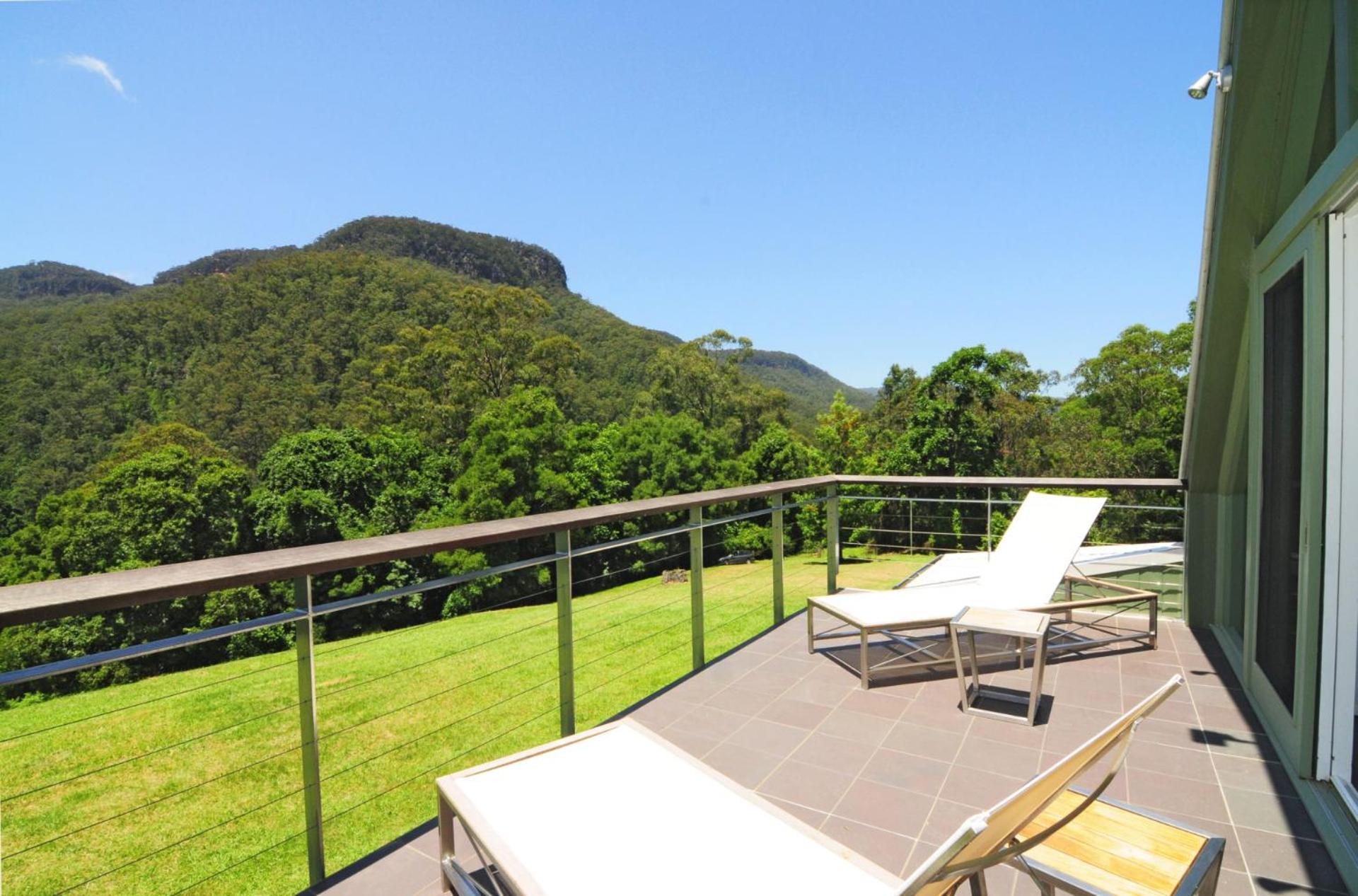 Yeola Lush location with river access