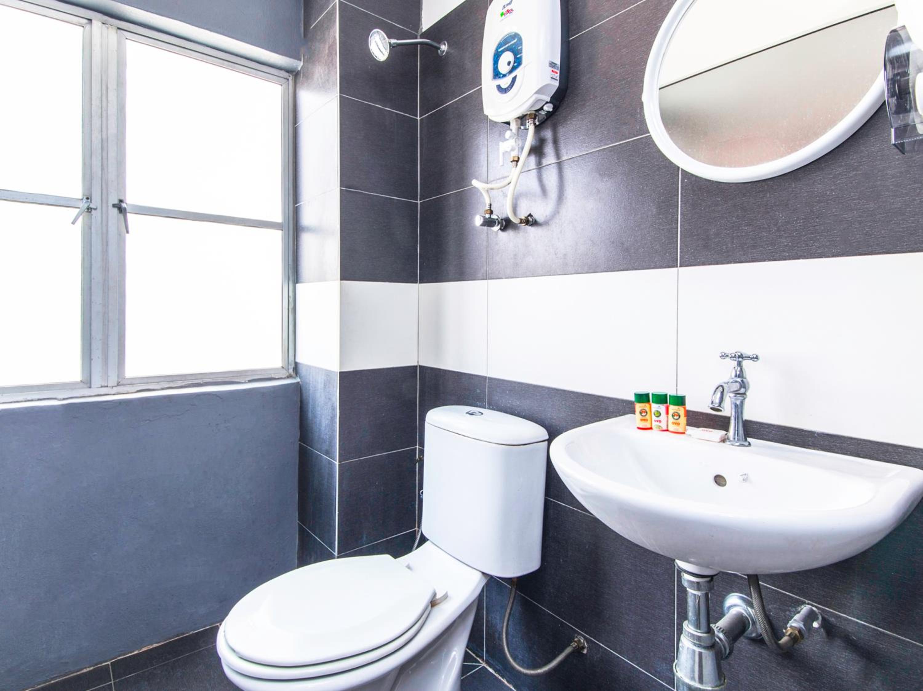 Intime Hotel Kuchai Lama Kuala Lumpur photo 4