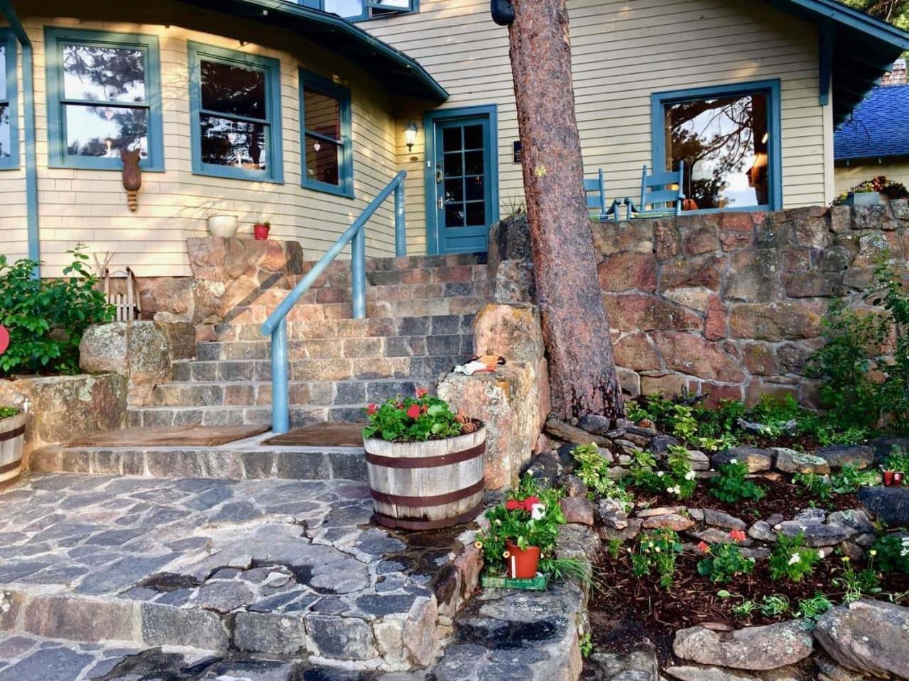 Riversong Inn Retreat