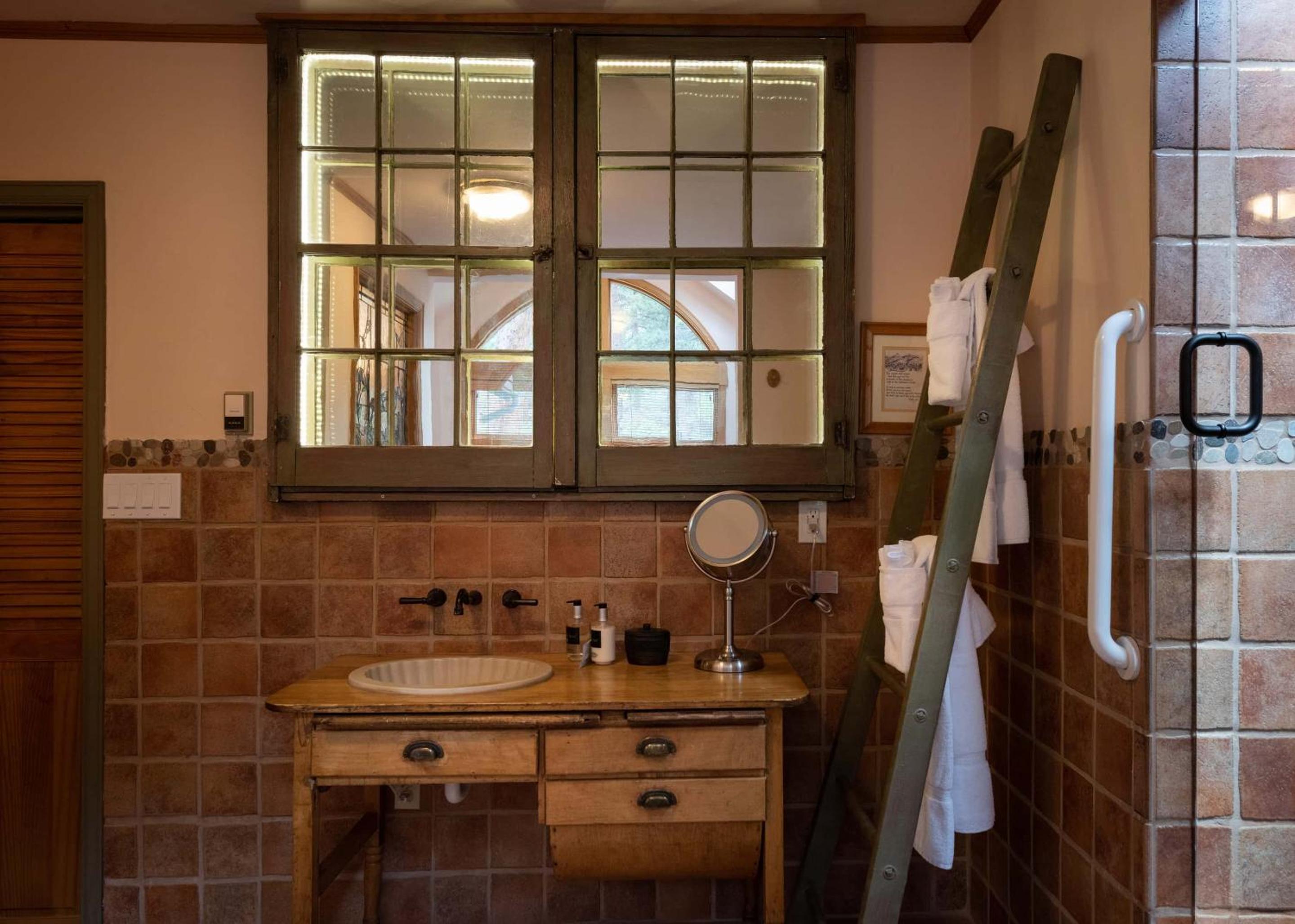 Riversong Inn Retreat