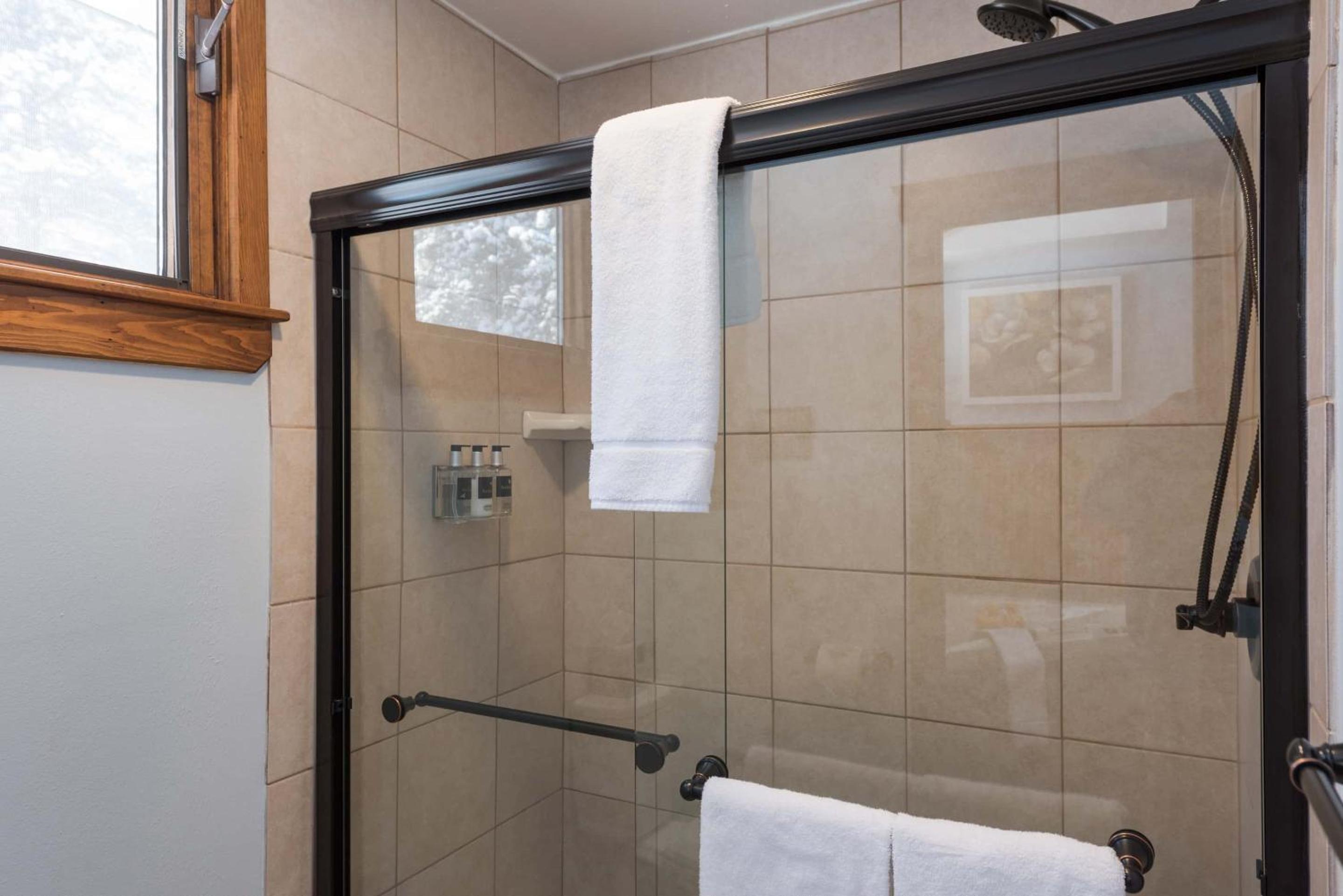 Riversong Inn Retreat