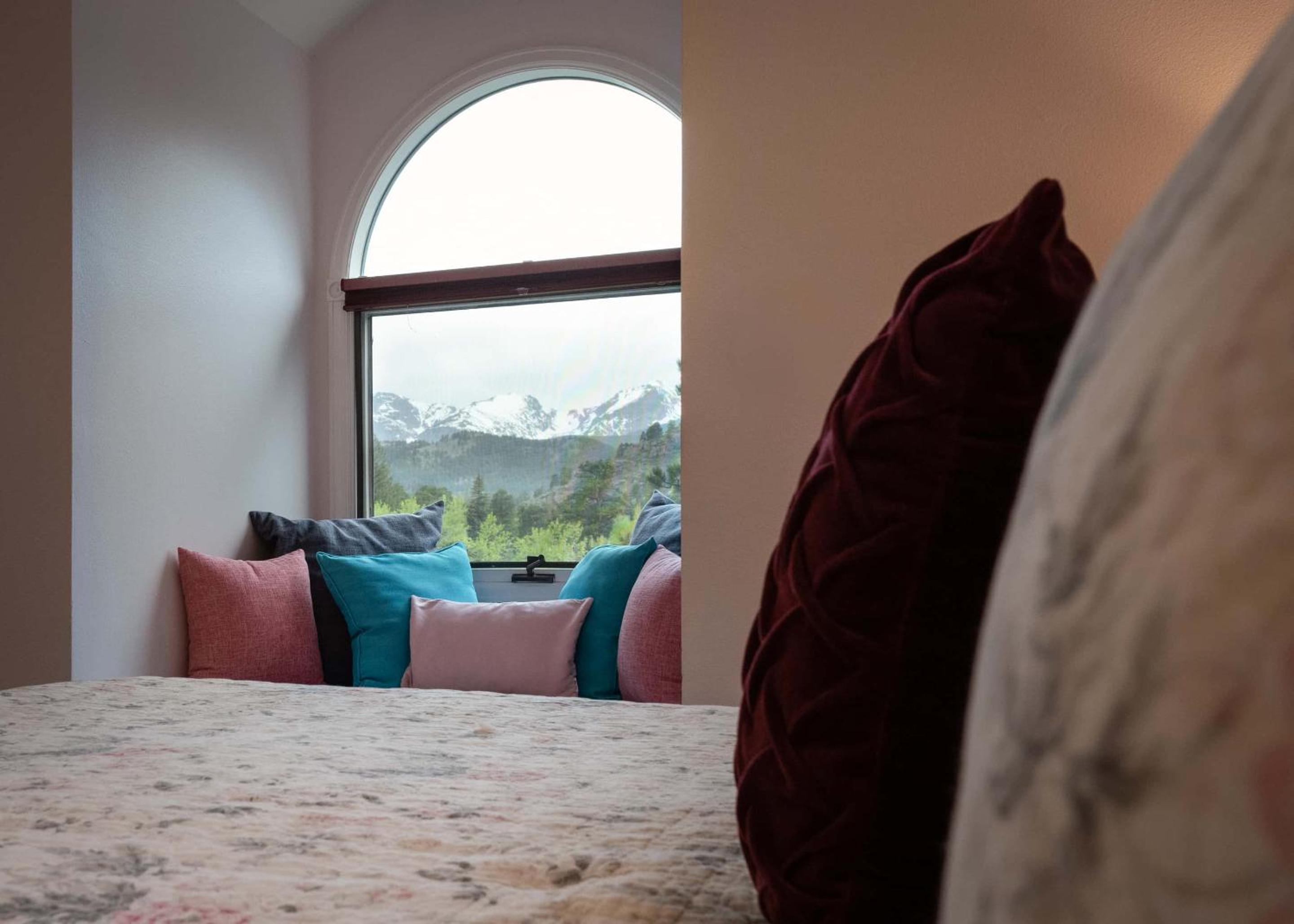 Riversong Inn Retreat