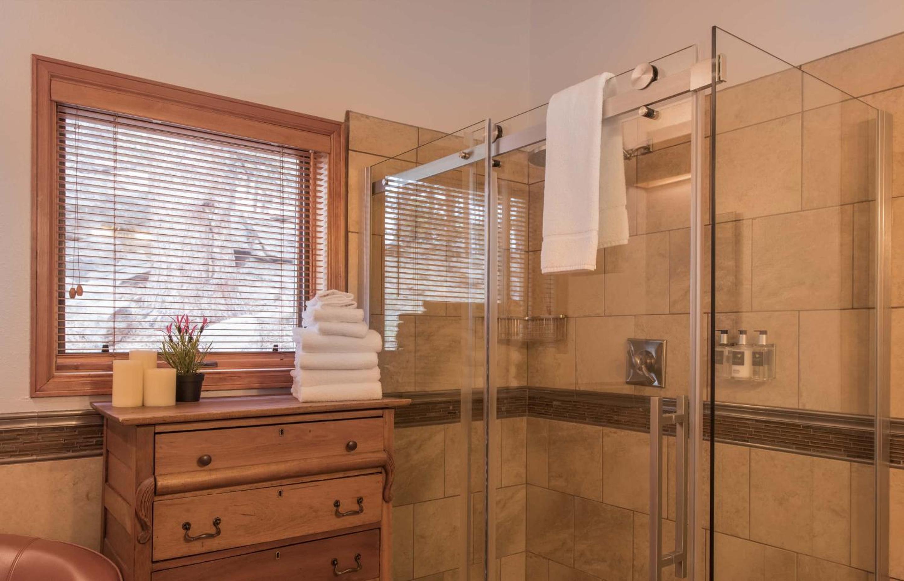 Riversong Inn Retreat