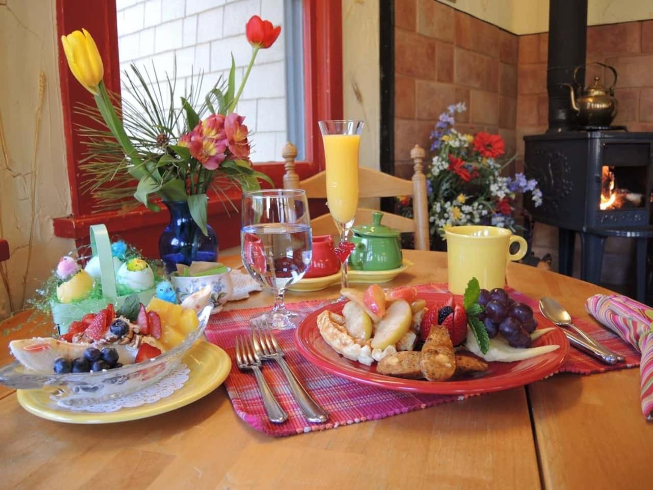 Riversong Inn Retreat
