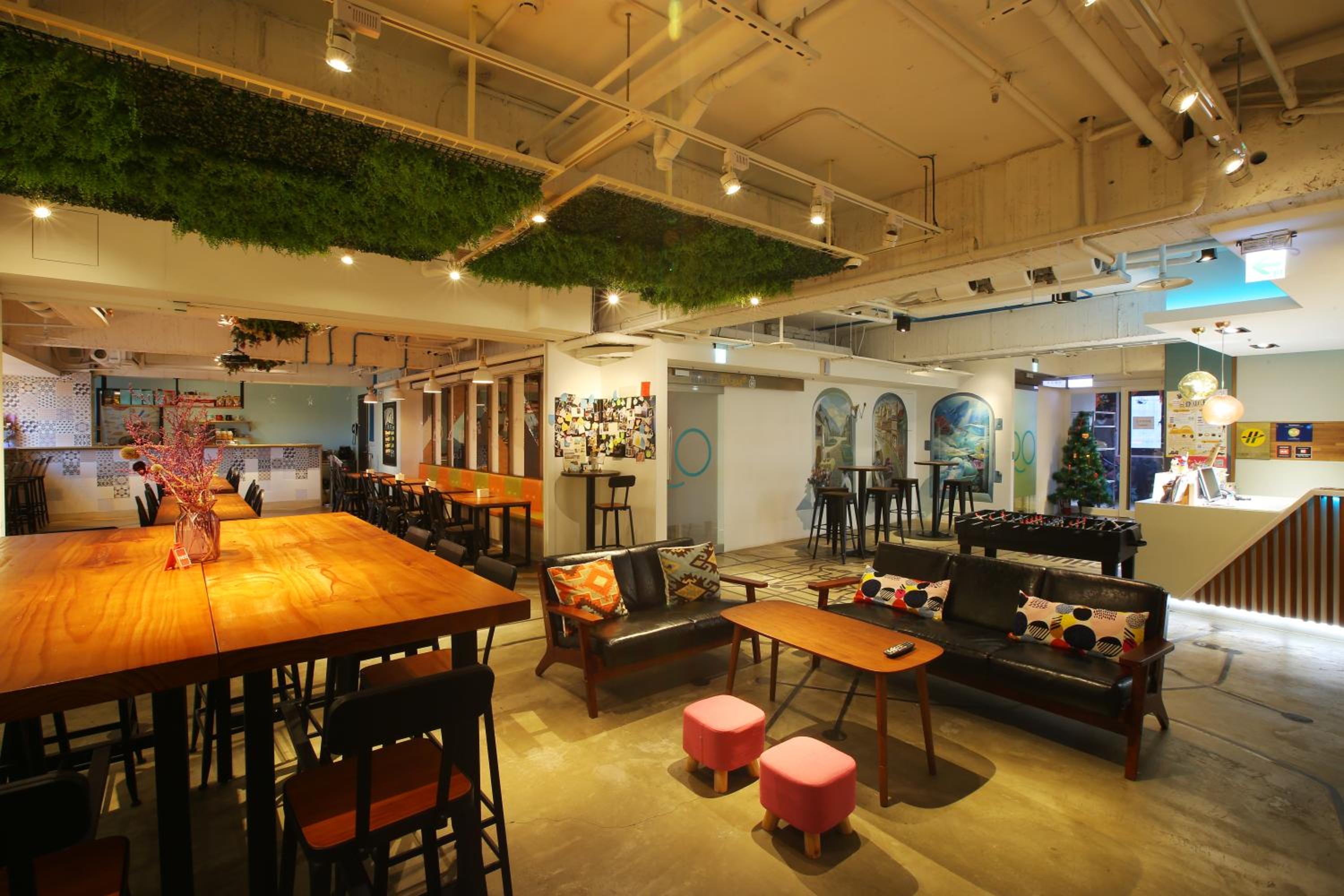 lounge