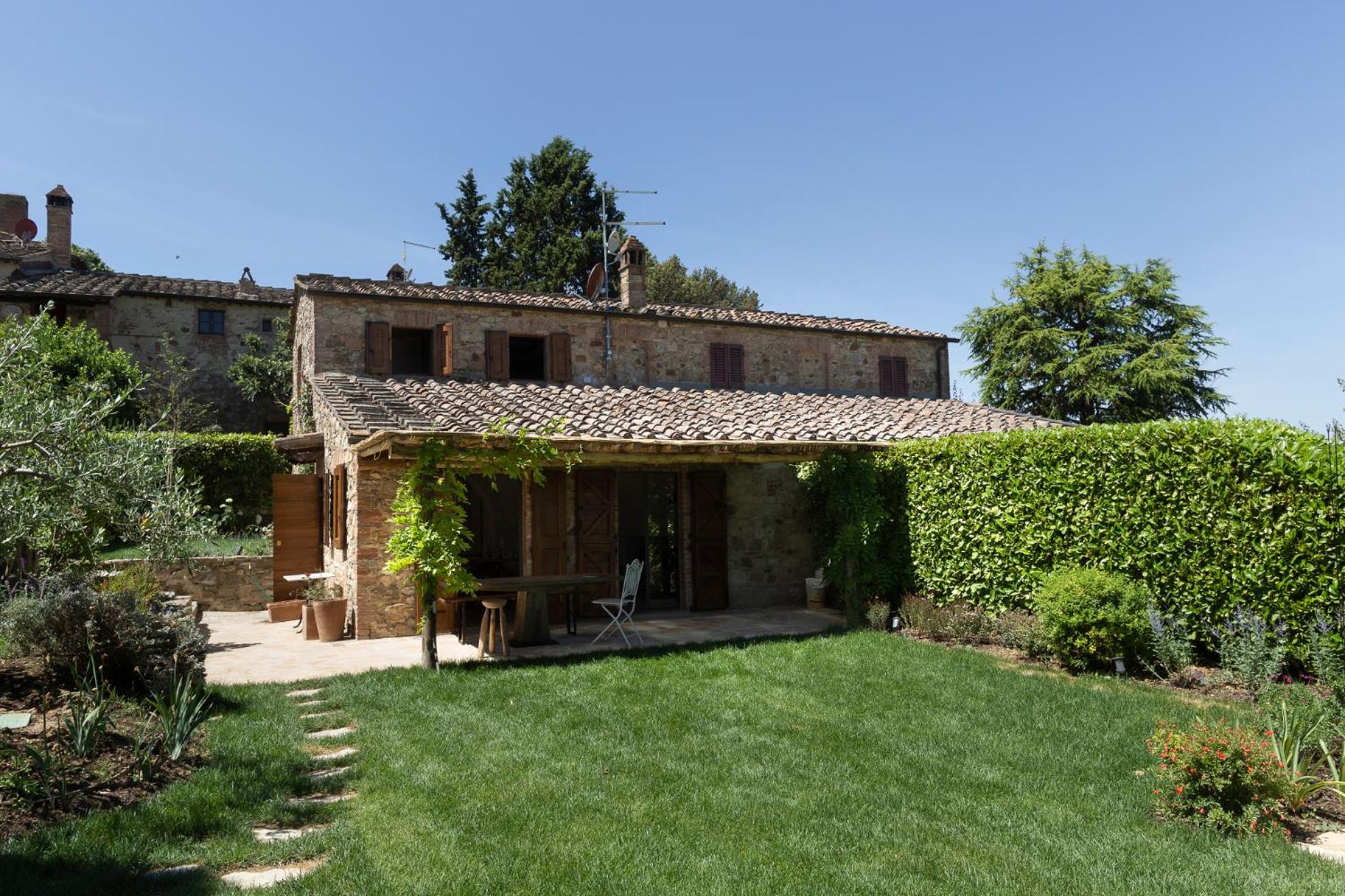 Hotel StageROOM03 - Chianti - Image 1