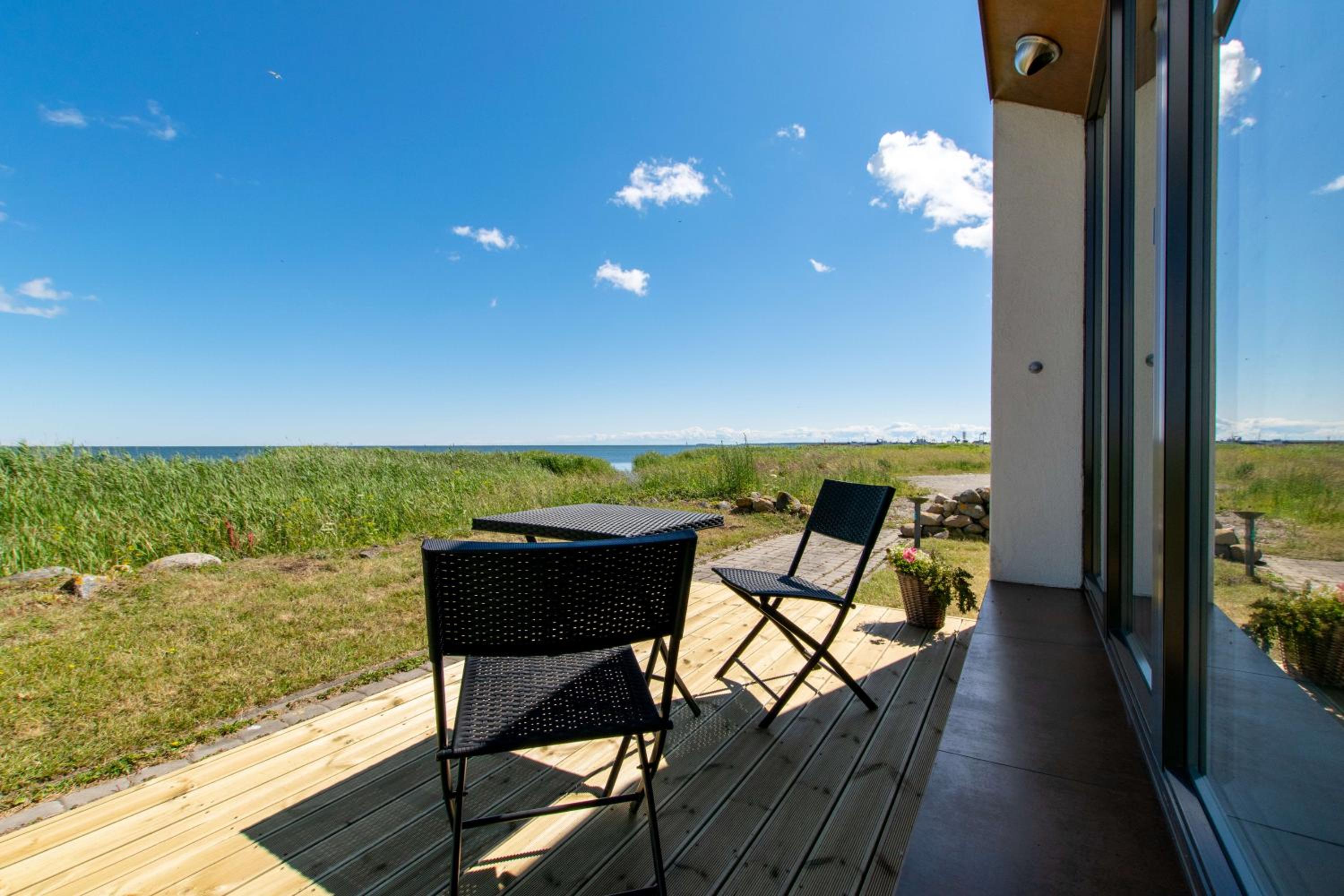 Hotel Modern Sea View Apartments by Villa Kuus Sõlme - Image 1