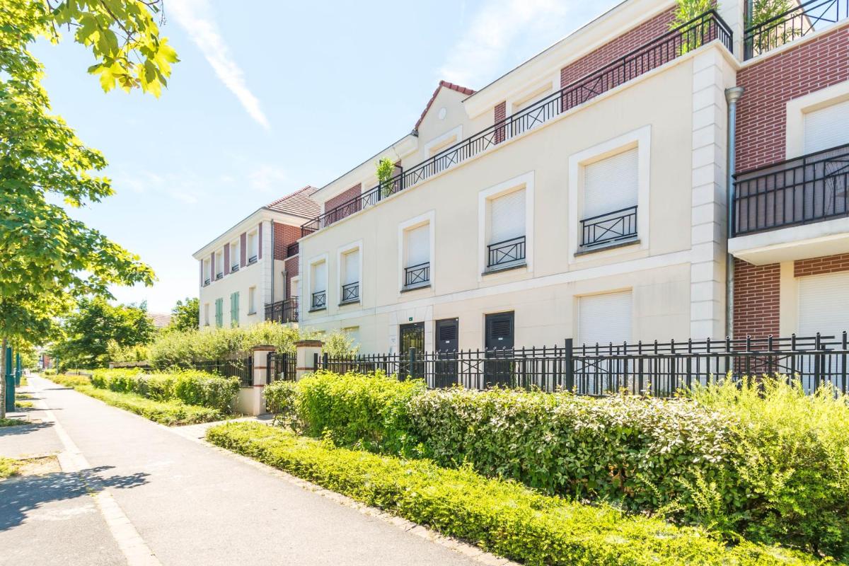 Magny-le-Hongre Vacations - Water Color - SDP - Property Image 7