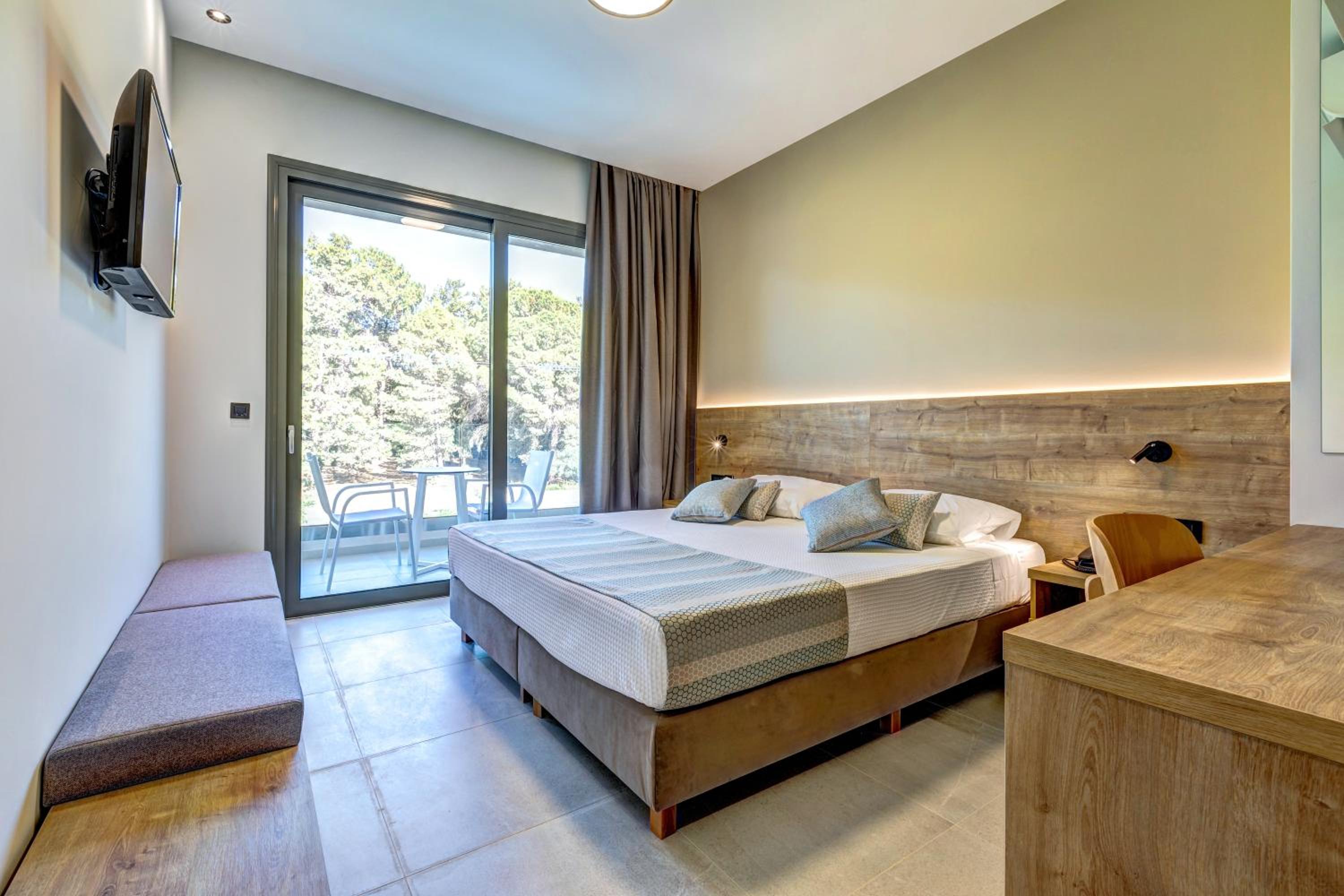 Laganas Vacations - White Olive Elite Laganas - Property Image 13