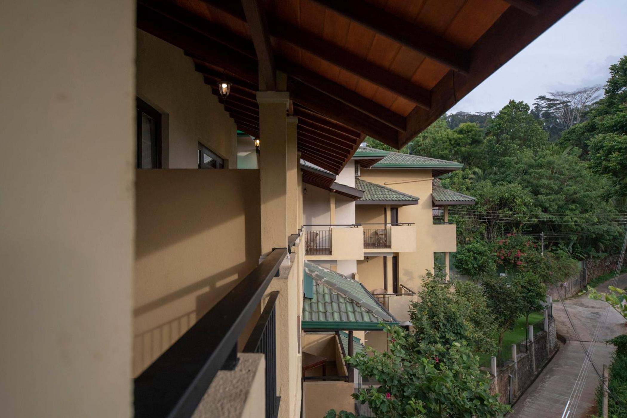 Melheim Kandy Villas