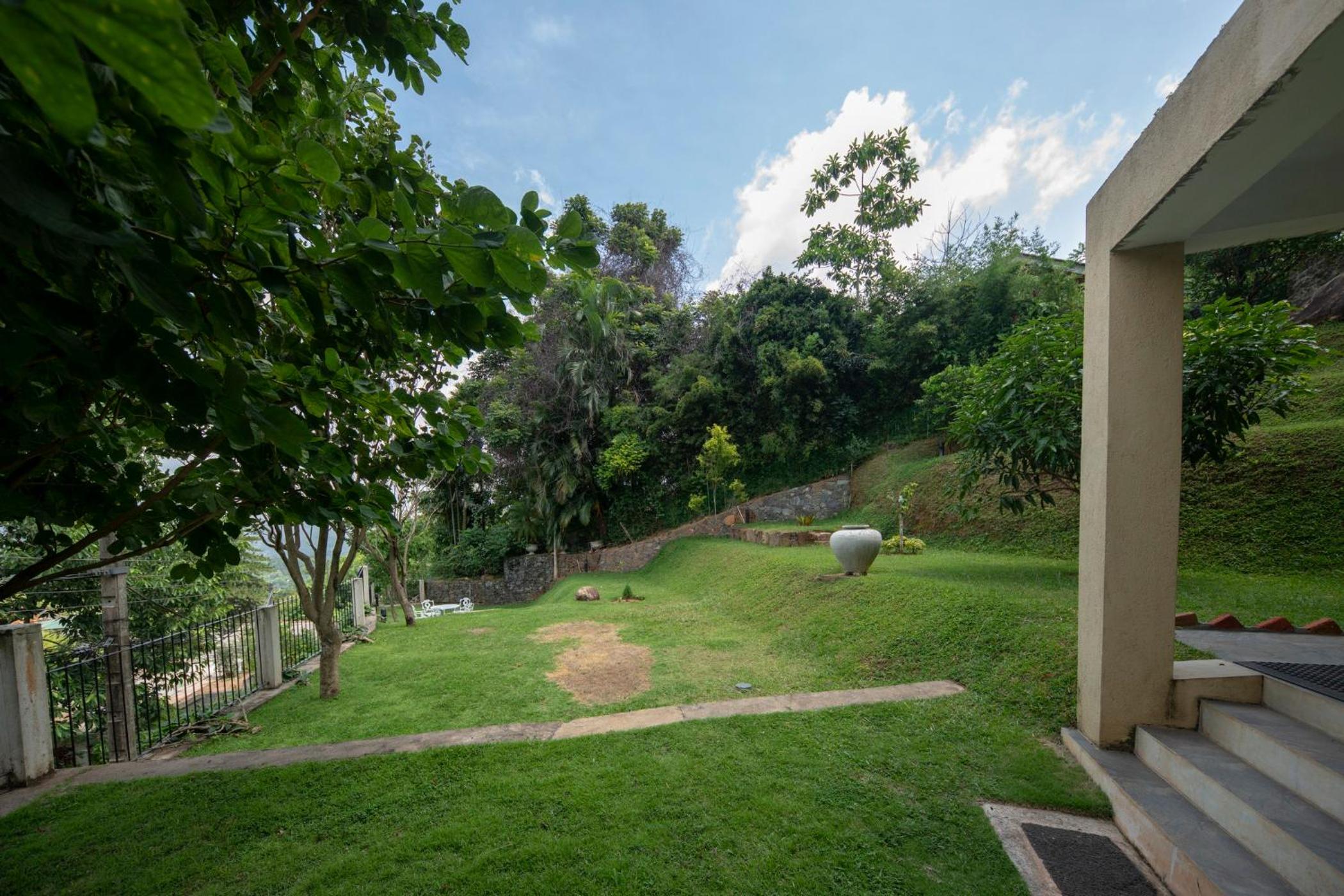 Melheim Kandy Villas