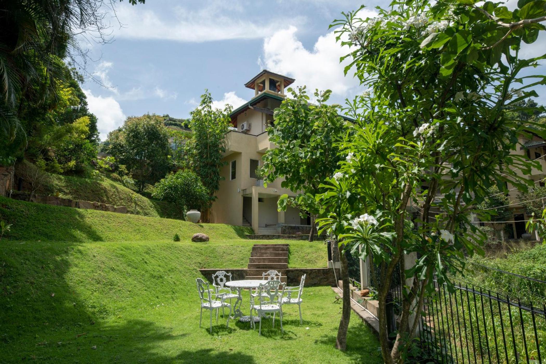Melheim Kandy Villas